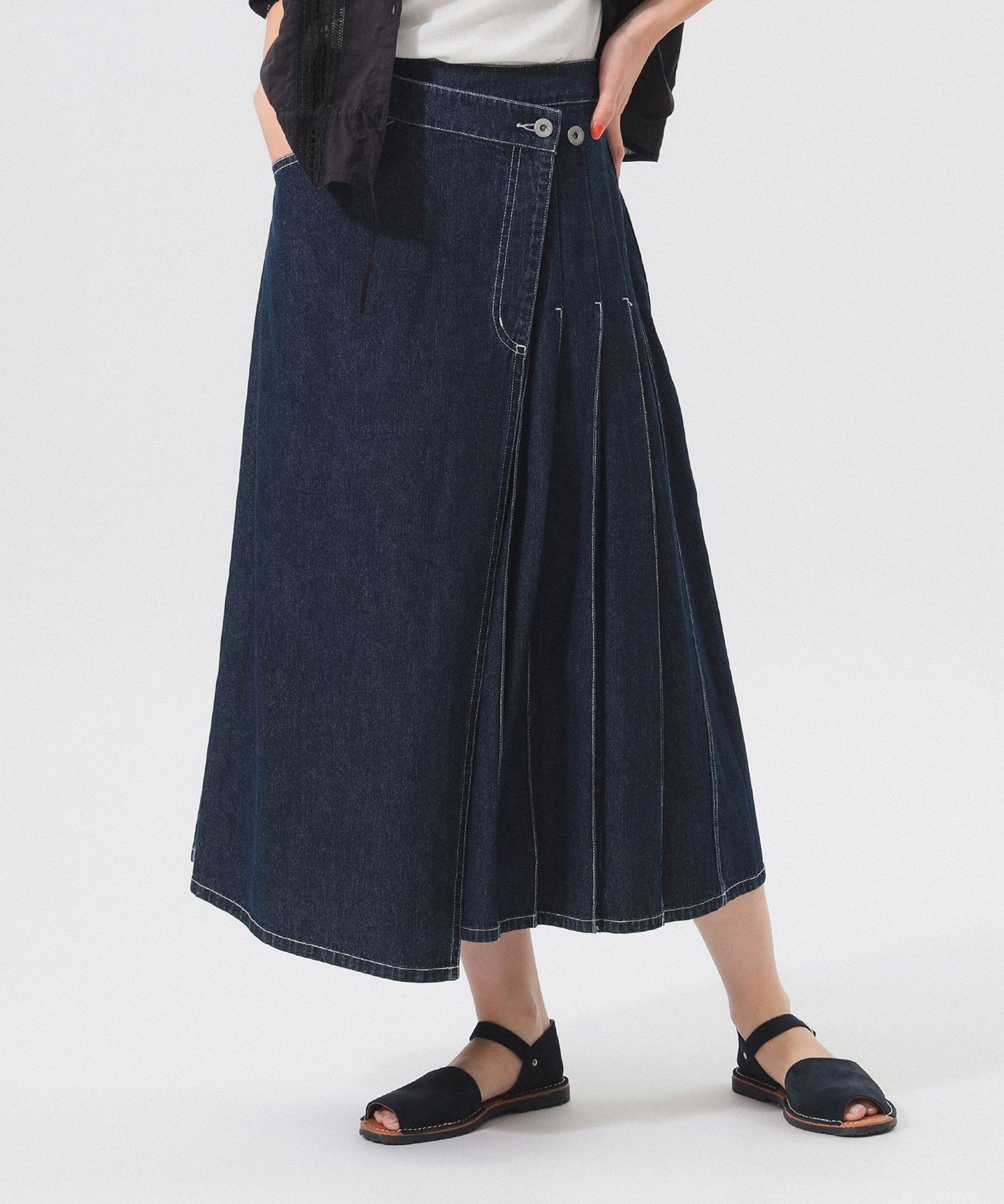 【ビームス ウイメン/BEAMS】のラップ プリーツ スカート インテリア・キッズ・メンズ・レディースファッション・服の通販 founy(ファニー) 　ファッション　Fashion　レディースファッション　Fashion for Women　スカート　Skirts　プリーツスカート / 上品フェミニンスタイル　Pleated Skirts　おすすめ　Recommended / Our Picks　デニム　Denim, Jeans Material　プリーツ　Pleats, Pleated　ラップ　Wrap, Wrap Design　INDIGO|ID: prp329100004569013 ipo3291000000032711673