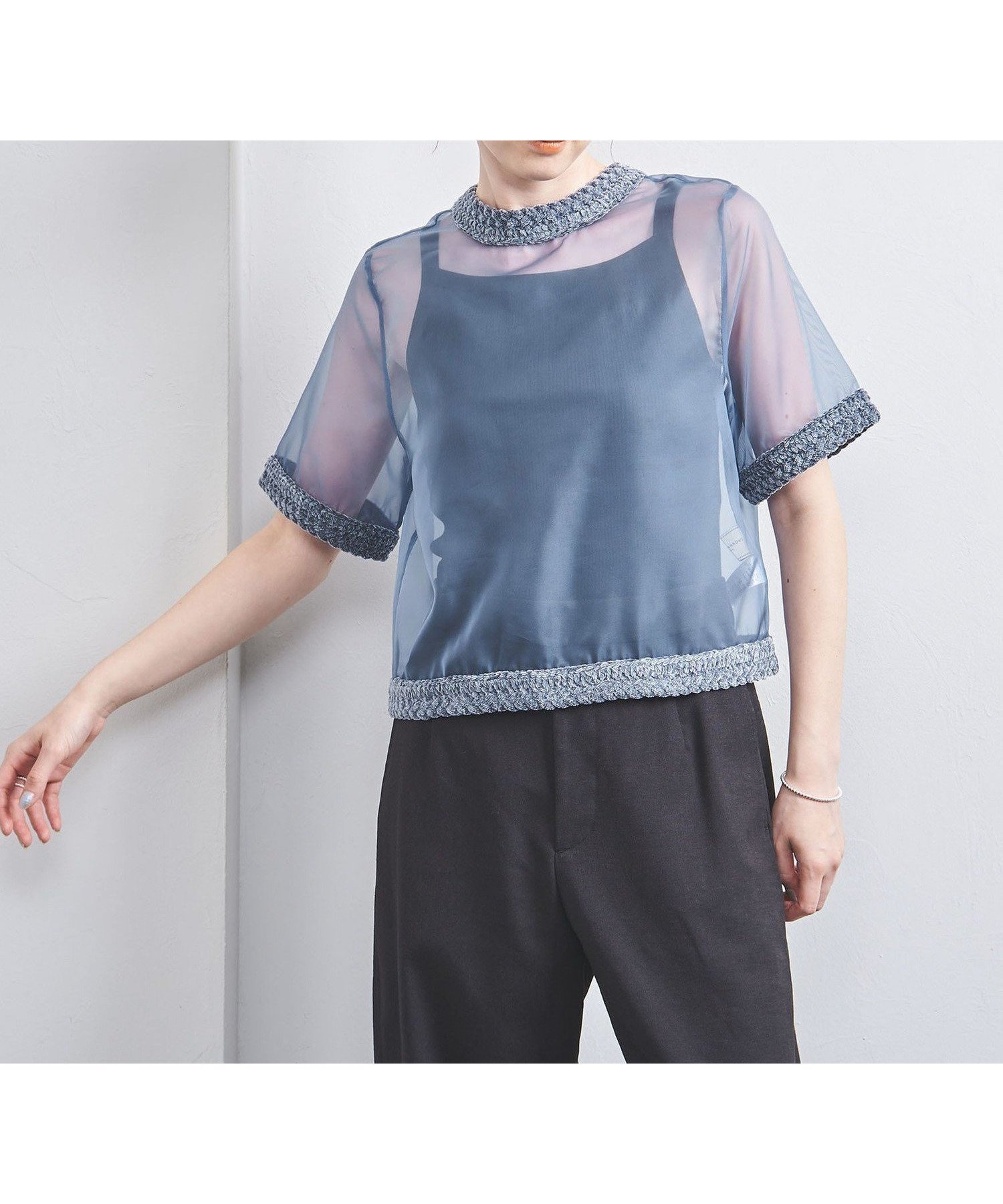 【ユナイテッドアローズ/UNITED ARROWS】のオーガンジー 2WAY ブラウス インテリア・キッズ・メンズ・レディースファッション・服の通販 founy(ファニー) 　ファッション　Fashion　レディースファッション　Fashion for Women　トップス・カットソー　Cut & Sew Tops　シャツ・ブラウス・オフィスカジュアル　Elegant Blouses & Button-Ups　かぎ針　Crochet　インナー　Innerwear　オーガンジー　Organza Fabric　カーディガン　Cardigan, Knitwear　キャミソール　Camisole, Spaghetti Strap Top　シアー　Sheer, See-Through　センター　Center, Center Line　タンク　Tank Top, Sleeveless Top　トリミング　Trimming, Decorative Edge　バランス　Balance, Style Balance　フラット　Flat, Flat Shoes　エレガント 上品　Elegant　LT.BLUE|ID: prp329100004569014 ipo3291000000033600000