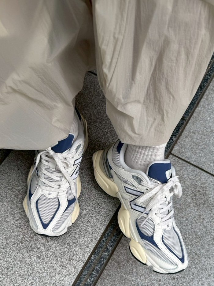【エミ/emmi】の【New Balance for emmi】U9060 インテリア・キッズ・メンズ・レディースファッション・服の通販 founy(ファニー) https://founy.com/ ファッション Fashion レディースファッション Ladies' Fashion Online スエード Suede トレンド Trend バランス Balance メッシュ Mesh モダン Modern |ID: prp329100004569098 ipo3291000000032624092