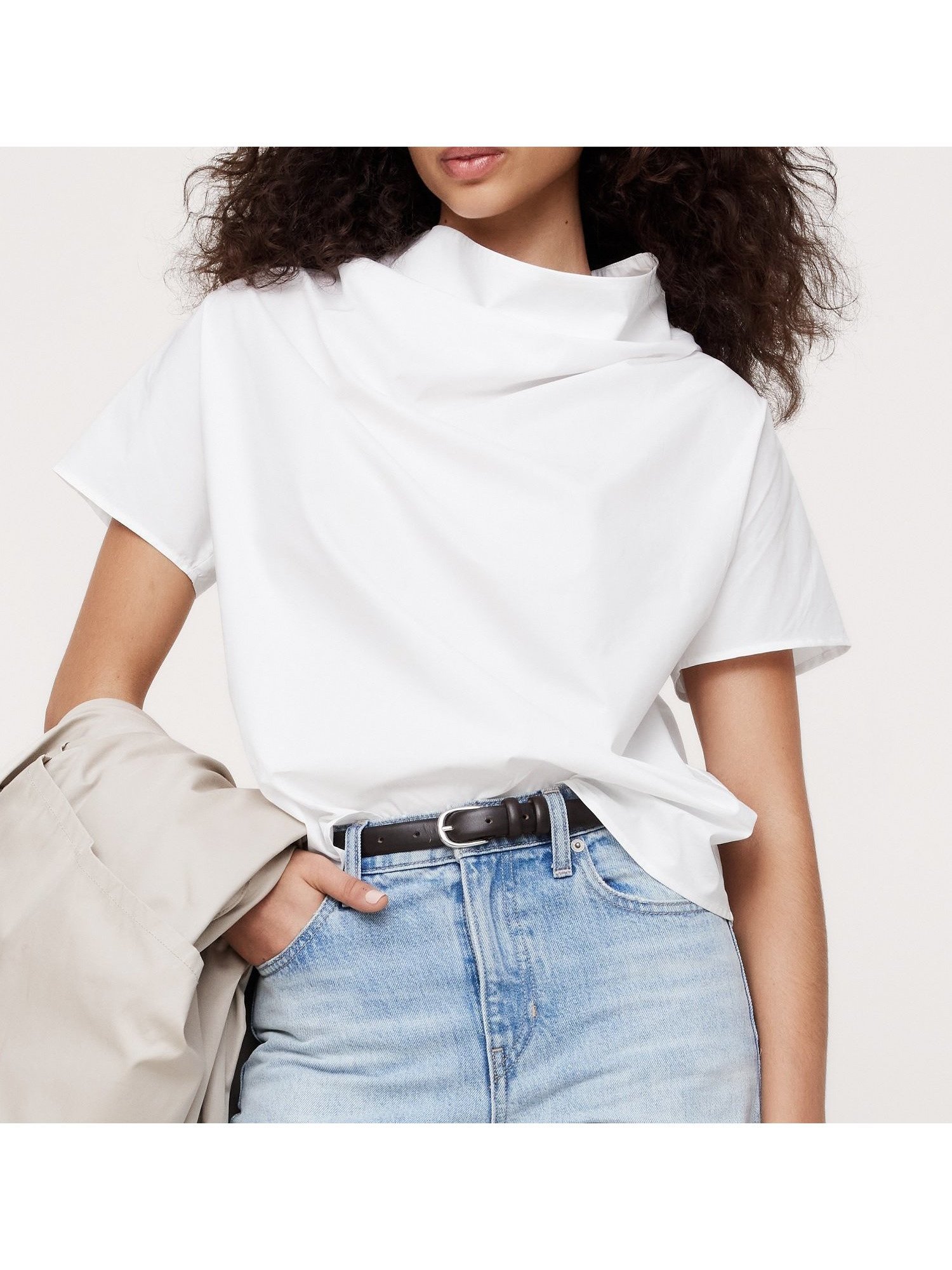 【バナナ リパブリック/BANANA REPUBLIC】のオーバーサイズ ポプリン ファネルネック トップス インテリア・キッズ・メンズ・レディースファッション・服の通販 founy(ファニー) 　ファッション　Fashion　レディースファッション　WOMEN　トップス・カットソー　Tops/Tshirt　ショルダー　Shoulder　ストレート　Straight　ドレープ　Drape　ドロップ　Drop　今季　This Season　半袖　Short Sleeve　WHITE|ID: prp329100004569101 ipo3291000000032325820