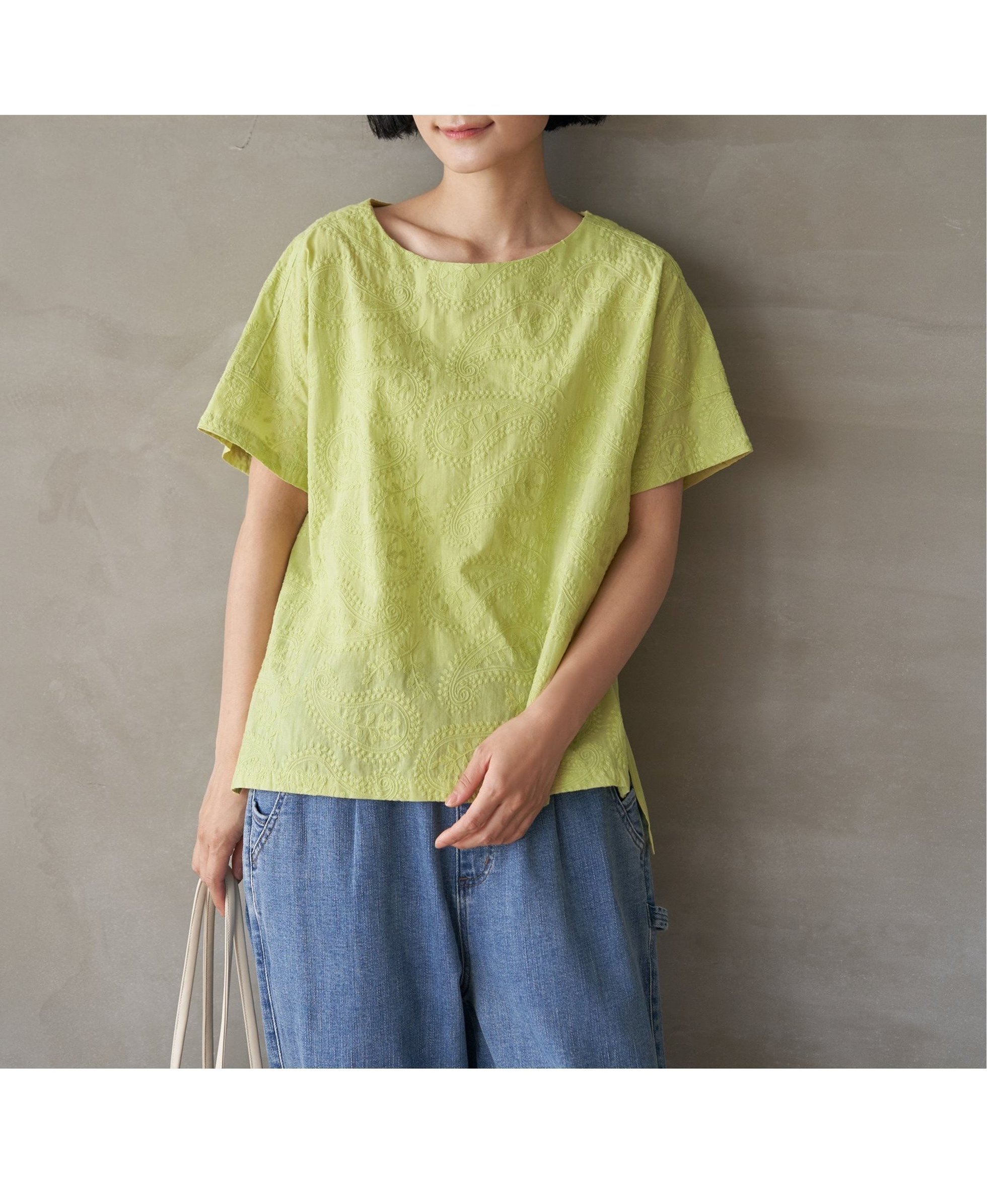 【エルビーシー/LBC】のペイズリー刺繍ブラウス インテリア・キッズ・メンズ・レディースファッション・服の通販 founy(ファニー) 　ファッション　Fashion　レディースファッション　Fashion for Women　トップス・カットソー　Cut & Sew Tops　シャツ・ブラウス・オフィスカジュアル　Elegant Blouses & Button-Ups　バランス　Balance, Style Balance　ペイズリー　Paisley, Ethnic Pattern　ボトム　Bottoms, Lower Wear　エレガント 上品　Elegant　人気　Popular, Best Seller　半袖　Short Sleeve, Half Sleeve　夏　Summer　定番　Standard, Basic Item　無地　Plain, Solid Color　ライムイエロー|ID: prp329100004569108 ipo3291000000033200599