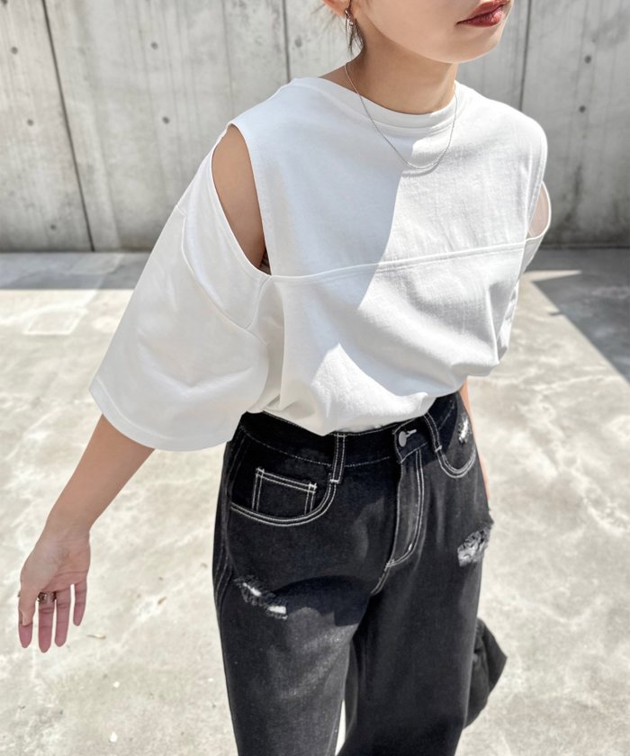 【その他のブランド/Other】の汗染み防止 カットアウト デザイン Tシャツ インテリア・キッズ・メンズ・レディースファッション・服の通販 founy(ファニー) https://founy.com/ ファッション Fashion レディースファッション Fashion for Women トップス・カットソー Cut & Sew Tops シャツ・ブラウス・オフィスカジュアル Elegant Blouses & Button-Ups ロングTシャツ・Tシャツ Longline T-Shirts & Tees おすすめ Recommended / Our Picks ショルダー Shoulder, Shoulder Strap ショート Short, Short Length スリット Slit, Slit Detail トレンド Trend, Trending Now ドロップ Drop Shoulder, Dropped Style バランス Balance, Style Balance 楽ちん Easy Fit, Comfortable |ID: prp329100004569214 ipo3291000000032626181