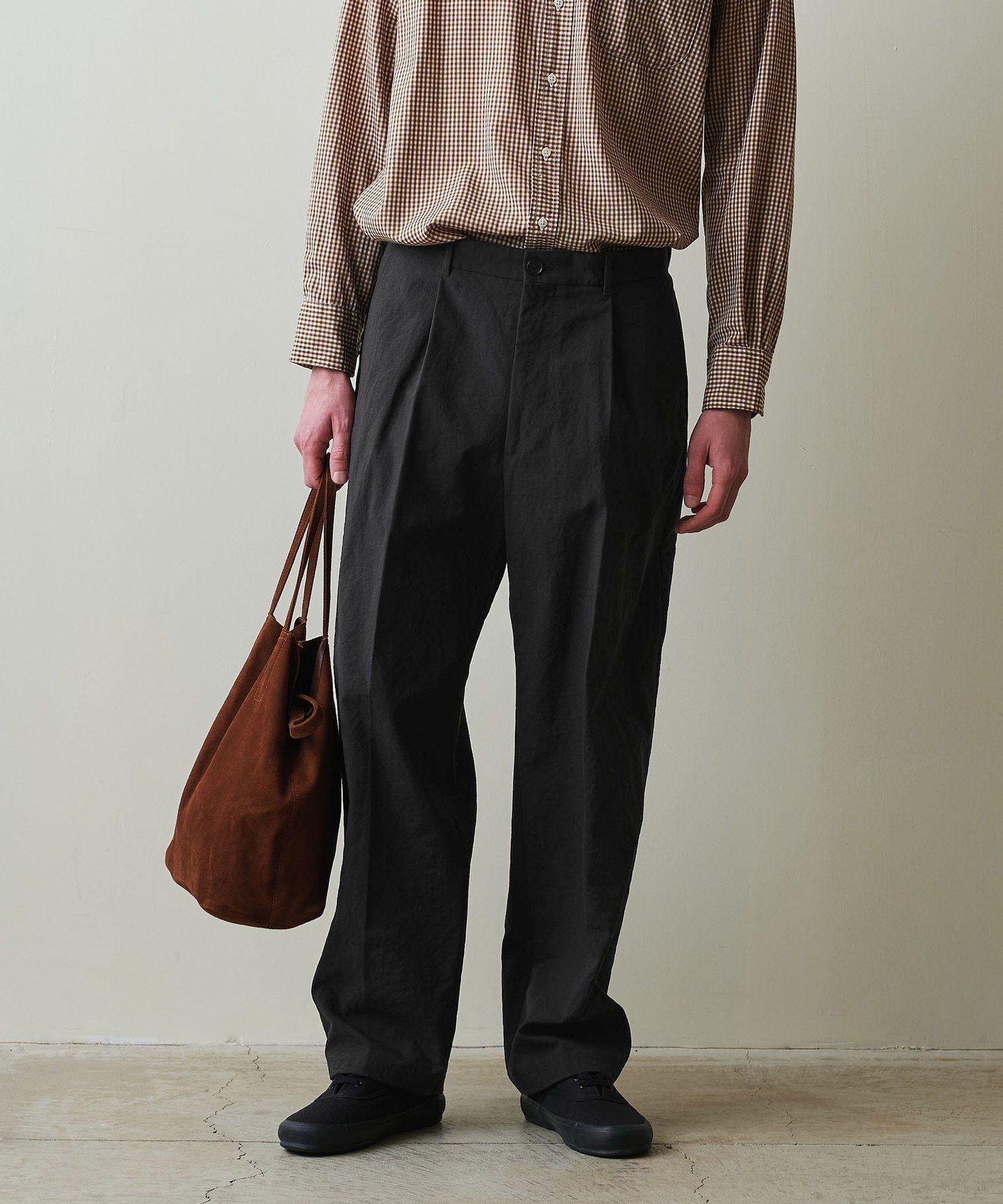 【ビューティ&ユース ユナイテッドアローズ/BEAUTY&YOUTH / UNITED ARROWS / MEN】のSteven Alan ナイロン オックス アウト ワンプリーツ スラックス インテリア・キッズ・メンズ・レディースファッション・服の通販 founy(ファニー) 　ファッション　Fashion　メンズファッション　Fashion for Men　オックス　Oxford Fabric　スマート　Smart, Elegant　スラックス　Slacks, Dress Pants　テーパード　Tapered, Tapered Pants　プリーツ　Pleats, Pleated　BLACK|ID: prp329100004569547 ipo3291000000033448265
