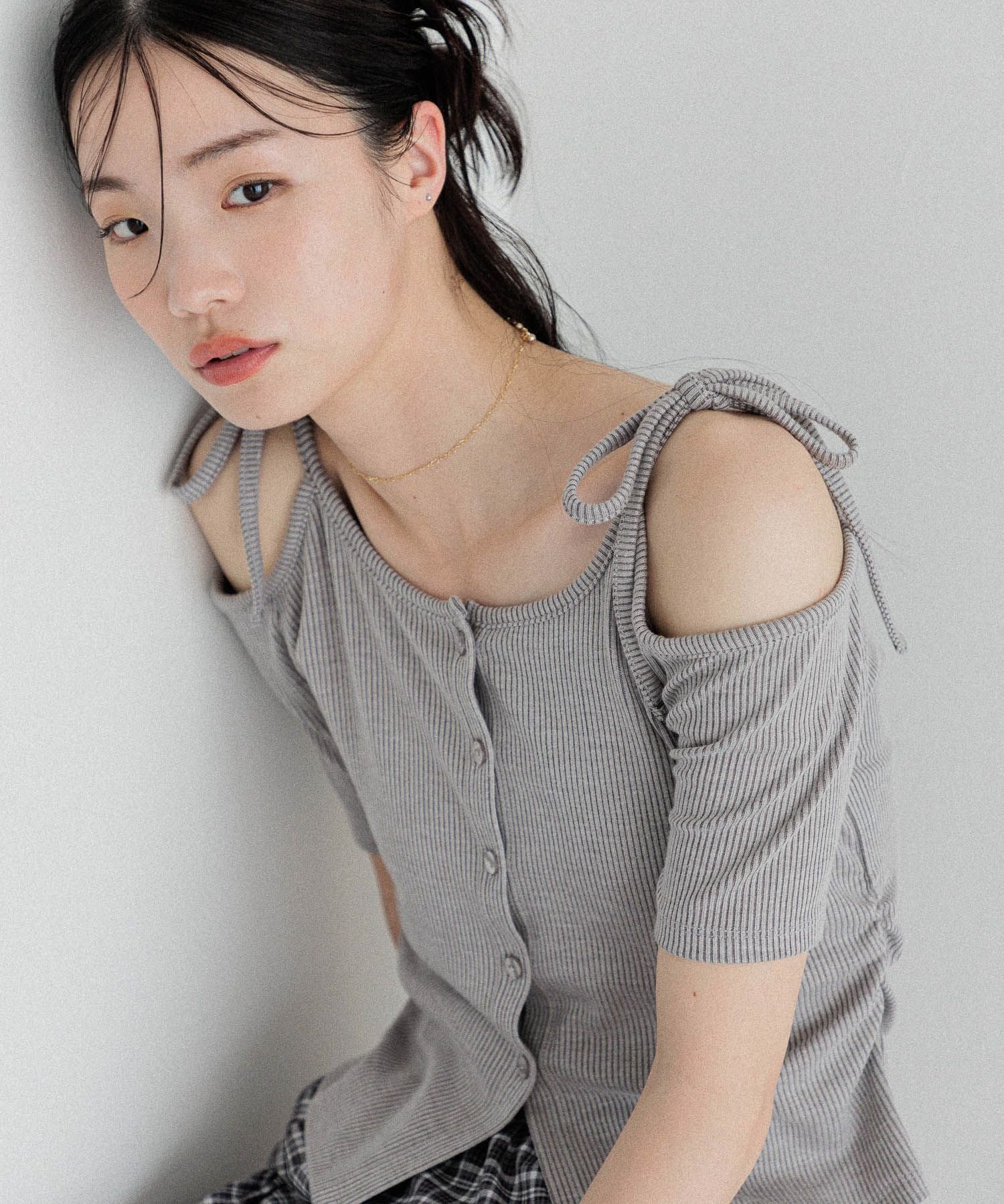 【ヘザー/Heather】のリボンオフショルカットTEE 人気、トレンドファッション・服の通販 founy(ファニー) 　ファッション　Fashion　レディースファッション　WOMEN　ギャザー　Gather　フロント　Front　リボン　Ribbon　 other-1|ID: prp329100004569578 ipo3291000000032329998