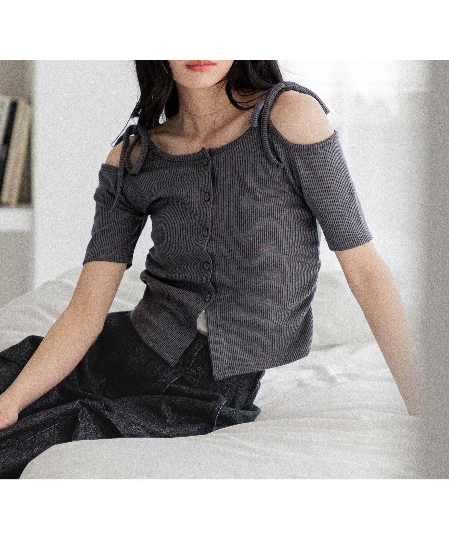 【ヘザー/Heather】のリボンオフショルカットTEE インテリア・キッズ・メンズ・レディースファッション・服の通販 founy(ファニー) 　ファッション　Fashion　レディースファッション　WOMEN　ギャザー　Gather　フロント　Front　リボン　Ribbon　チャコールグレー|ID: prp329100004569578 ipo3291000000032330002
