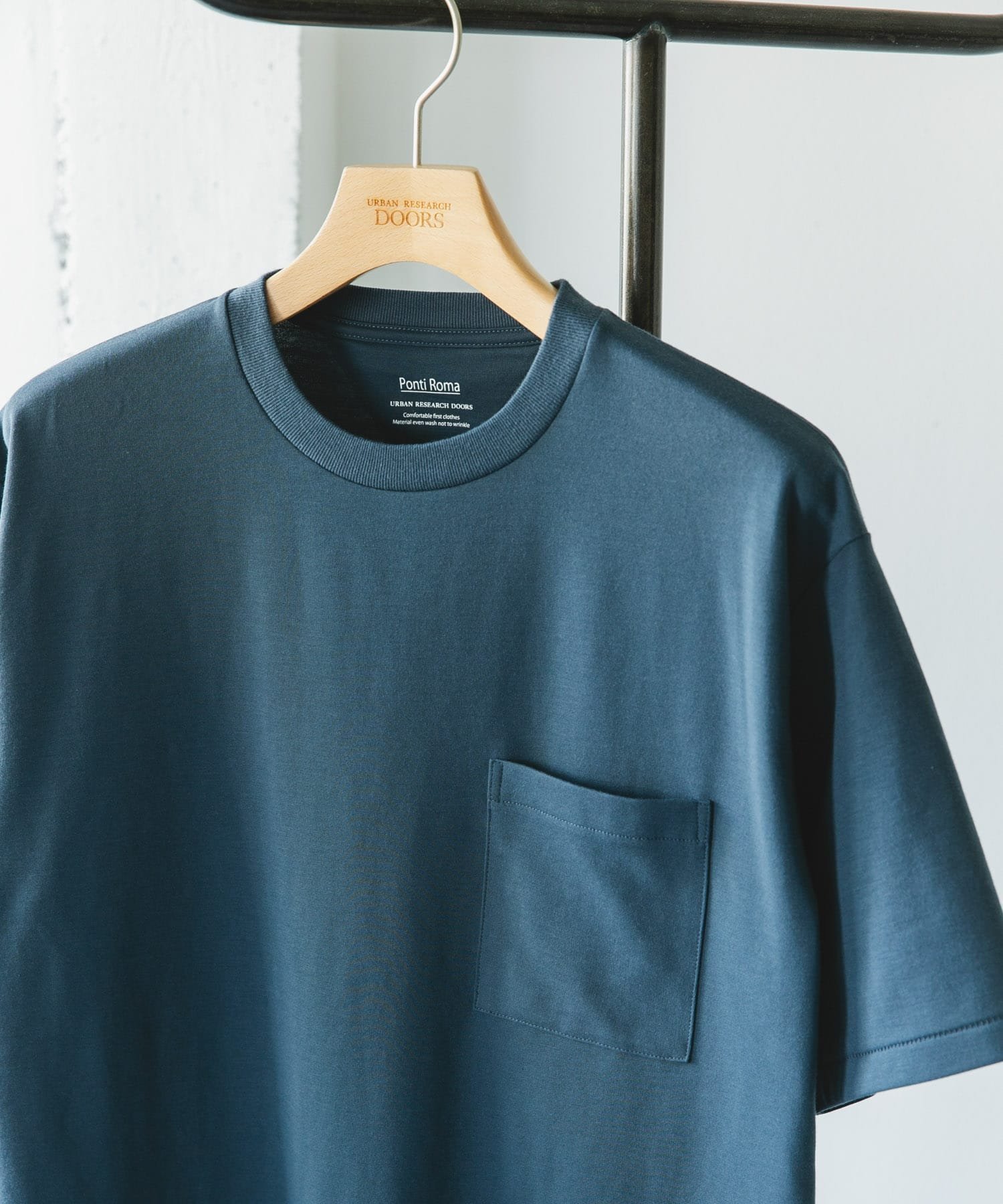 【アーバンリサーチ ドアーズ/URBAN RESEARCH DOORS / MEN】の『Sサイズ/WEB限定』ポンチポケットショートスリーブTシャツ インテリア・キッズ・メンズ・レディースファッション・服の通販 founy(ファニー) 　ファッション　Fashion　メンズファッション　Fashion for Men　2025年　2025　2025春夏・S/S　Spring/Summer 2025 SS25　おすすめ　Recommended / Our Picks　インナー　Innerwear　人気　Popular, Best Seller　夏　Summer　定番　Standard, Basic Item　S/S・春夏　SS, Spring/Summer, Warm Season　NAVY|ID: prp329100004569728 ipo3291000000033097324