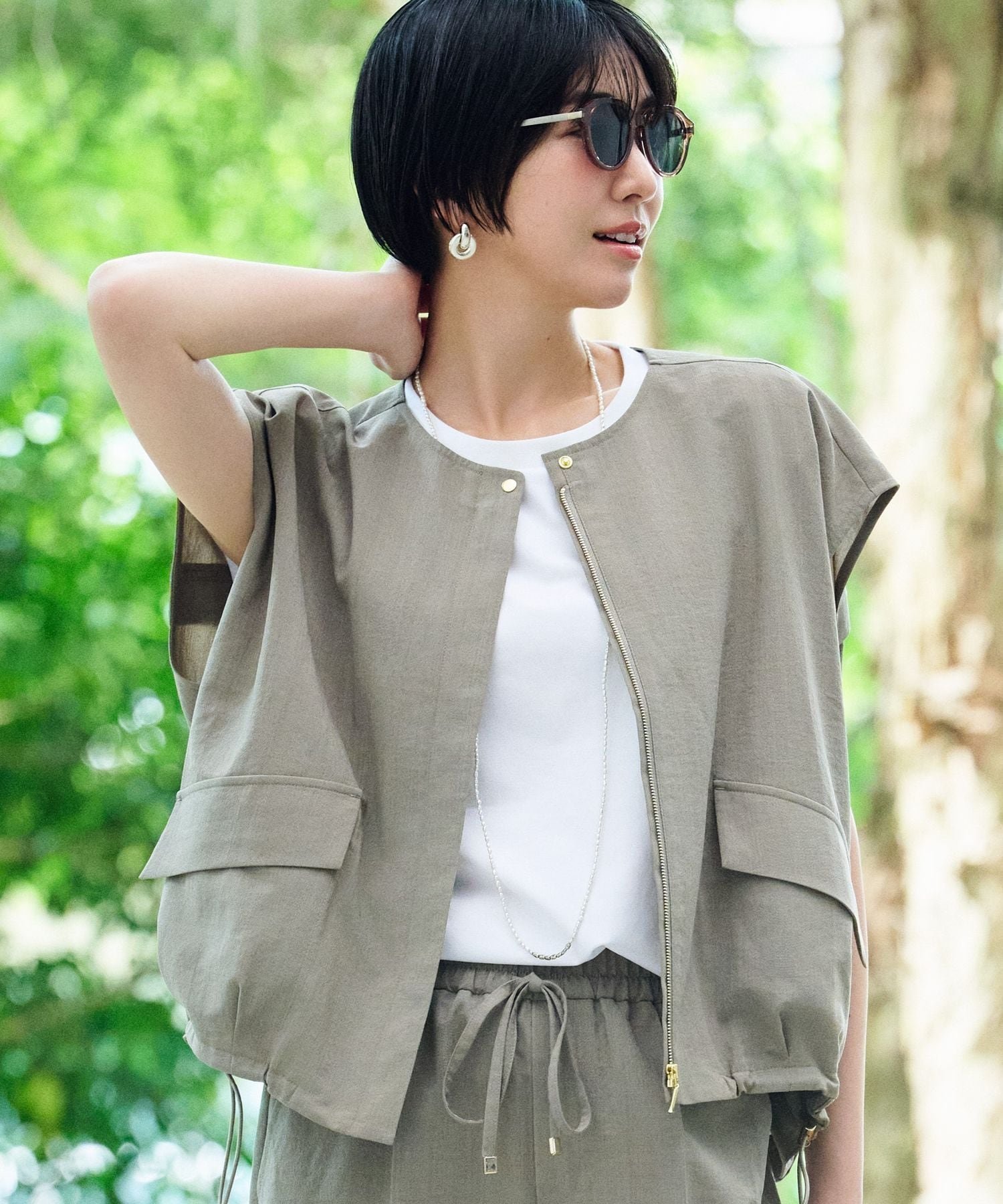 【エルーラ/Elura】のサキソニー風ジレプルオーバー/451133 インテリア・キッズ・メンズ・レディースファッション・服の通販 founy(ファニー) 　ファッション　Fashion　レディースファッション　Fashion for Women　トップス・カットソー　Cut & Sew Tops　ベスト&ジレ / 重ね着スタイル　Vests & Gilets　カジュアルプルオーバー・ニットトップス　Pullovers & Knit Tops / Casual Pullovers　セットアップ　Set-Up, Coordinated Outfit　ノースリーブ　Sleeveless, No-Sleeve　モカ56|ID: prp329100004569921 ipo3291000000033568026