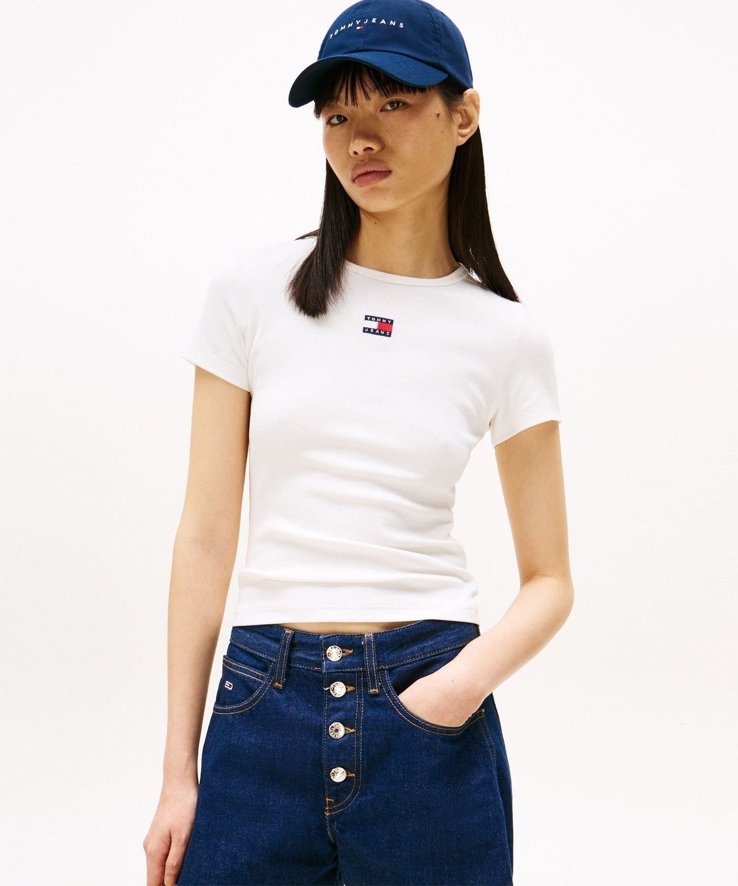 【トミーヒルフィガー/TOMMY HILFIGER】のスリムバッジリブTシャツ 人気、トレンドファッション・服の通販 founy(ファニー) 　ファッション　Fashion　レディースファッション　Fashion for Women　トップス・カットソー　Cut & Sew Tops　シャツ・ブラウス・オフィスカジュアル　Elegant Blouses & Button-Ups　ロングTシャツ・Tシャツ　Longline T-Shirts & Tees　アメリカン　American Style　インナー　Innerwear　クラシック　Classic, Timeless Style　ゴルフ　Golf　シンプル　Simple, Minimal　スリム　Slim, Slim Fit　デニム　Denim, Jeans Material　フィット　Fit, Slim Fit　フロント　Front, Front Design　モダン　Modern, Contemporary　人気　Popular, Best Seller　 other-1|ID: prp329100004569967 ipo3291000000033011955
