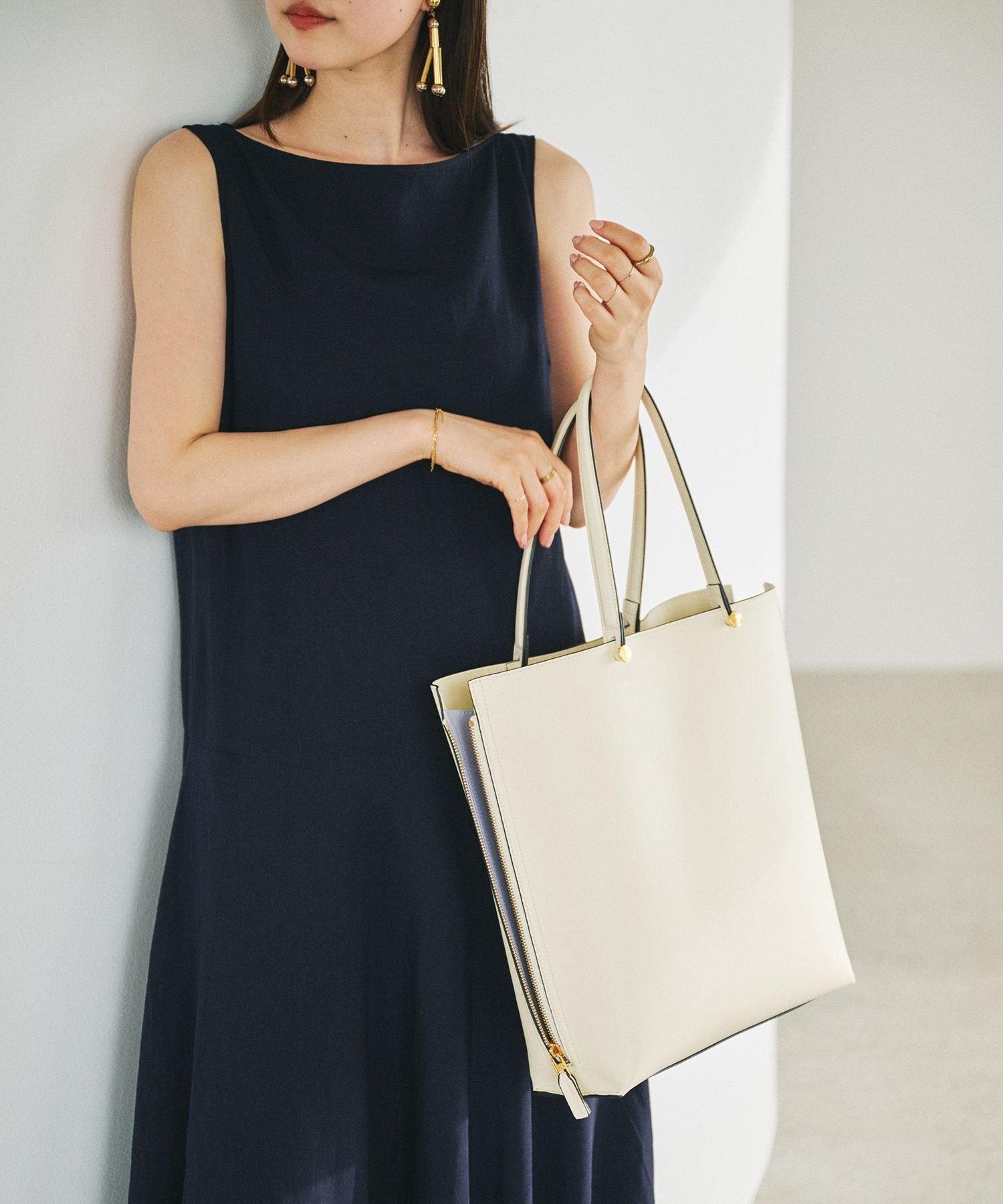 【ロペ/ROPE'】の【E POR】Y BAG Large【通勤】【A4対応】【25AW】 インテリア・キッズ・メンズ・レディースファッション・服の通販 founy(ファニー) 　ファッション　Fashion　レディースファッション　Ladies' Fashion Online　秋　Autumn/Fall　サイドジップ　Side Zip　ショルダー　Shoulder　スタイリッシュ　Stylish　スリム　Slim　スーツ　Suit　ポケット　Pocket　ラップ　Wrap　A/W・秋冬　Aw・Autumn/Winter・Fw・Fall-Winter　おすすめ　Recommend　ビジネス 仕事 通勤　Business　2025年　2025　2025-2026秋冬・A/W　Aw/Autumn/Winter/Fw/Fall/2025-2026　キナリ(16)|ID: prp329100004570611 ipo3291000000032592107