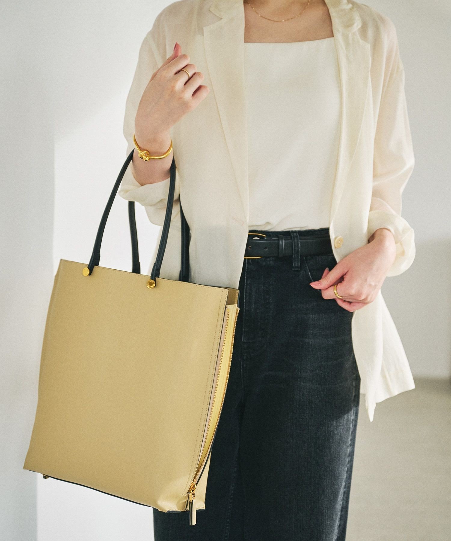 【ロペ/ROPE'】の【E POR】Y BAG Large【通勤】【A4対応】【25AW】 インテリア・キッズ・メンズ・レディースファッション・服の通販 founy(ファニー) 　ファッション　Fashion　レディースファッション　Ladies' Fashion Online　秋　Autumn/Fall　サイドジップ　Side Zip　ショルダー　Shoulder　スタイリッシュ　Stylish　スリム　Slim　スーツ　Suit　ポケット　Pocket　ラップ　Wrap　A/W・秋冬　Aw・Autumn/Winter・Fw・Fall-Winter　おすすめ　Recommend　ビジネス 仕事 通勤　Business　2025年　2025　2025-2026秋冬・A/W　Aw/Autumn/Winter/Fw/Fall/2025-2026　ベージュ(27)|ID: prp329100004570611 ipo3291000000032592112
