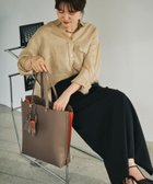 【ロペ/ROPE'】の【E POR】Y BAG Large【通勤】【A4対応】【25AW】 人気、トレンドファッション・服の通販 founy(ファニー) ファッション Fashion レディースファッション Fashion for Women 秋 Autumn サイドジップ Side Zip, Side Zipper ショルダー Shoulder, Shoulder Strap スタイリッシュ Stylish, Fashionable スリム Slim, Slim Fit スーツ Suit, Formalwear ポケット Pocket, Pocket Detail ラップ Wrap, Wrap Design A/W・秋冬 Autumn/Winter おすすめ Recommended / Our Picks ビジネス 仕事 通勤 Business / Work / Commuting 2025年 2025 2025-2026秋冬・A/W Autumn/Winter 2025–26 AW25–26 thumbnail ダークブラウン(20)|ID: prp329100004570611 ipo3291000000033568794
