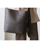 【ヴィータフェリーチェ/VitaFelice】のワンハンドル2wayトートバッグ 人気、トレンドファッション・服の通販 founy(ファニー) ファッション Fashion レディースファッション WOMEN バッグ Bag ショルダー Shoulder シンプル Simple フェイクレザー Faux Leather エレガント 上品 Elegant thumbnail チョコ|ID: prp329100004570645 ipo3291000000032339512
