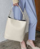 【ヴィータフェリーチェ/VitaFelice】のワンハンドル2wayトートバッグ 人気、トレンドファッション・服の通販 founy(ファニー) ファッション Fashion レディースファッション WOMEN バッグ Bag ショルダー Shoulder シンプル Simple フェイクレザー Faux Leather エレガント 上品 Elegant thumbnail アイボリー|ID: prp329100004570645 ipo3291000000032339516