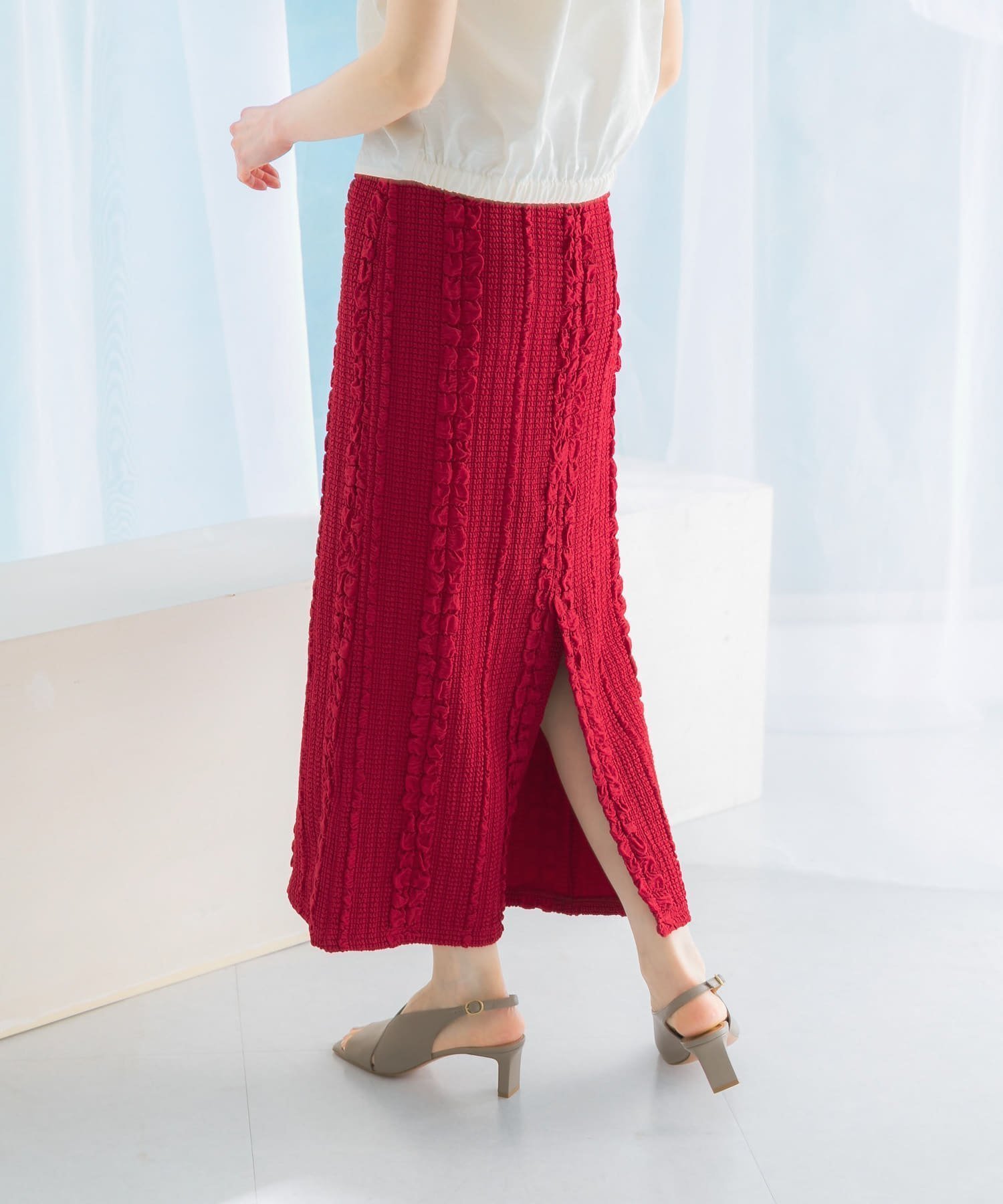 【アーバンリサーチ ロッソ/URBAN RESEARCH ROSSO】のジャガードイージーストレートスカート インテリア・キッズ・メンズ・レディースファッション・服の通販 founy(ファニー) 　ファッション　Fashion　レディースファッション　Fashion for Women　スカート　Skirts　2025年　2025　2025春夏・S/S　Spring/Summer 2025 SS25　インナー　Innerwear　ストライプ　Stripe, Striped Pattern　スリット　Slit, Slit Detail　夏　Summer　S/S・春夏　SS, Spring/Summer, Warm Season　RED|ID: prp329100004570657 ipo3291000000032738858