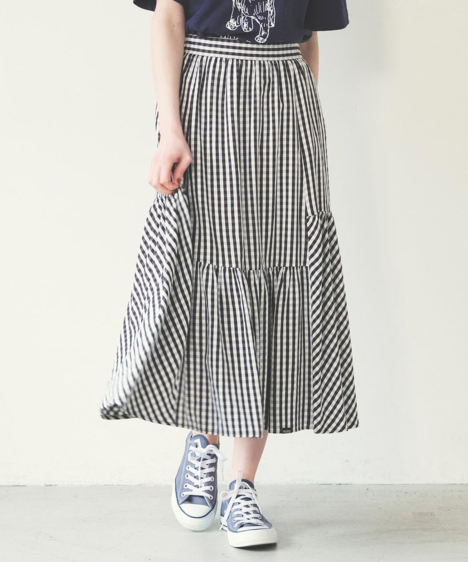 【ミルクフェド/MILKFED.】のGINGHAM TIERED SKIR 人気、トレンドファッション・服の通販 founy(ファニー) 　ファッション　Fashion　レディースファッション　WOMEN　ガーリー　Girly　キャップ　Cap　ギンガム　Gingham　コンパクト　Compact　シンプル　Simple　スニーカー　Sneakers　チェック　Check　ランダム　Random　ロング　Long　夏　Summer　 other-1|ID: prp329100004570786 ipo3291000000032340756
