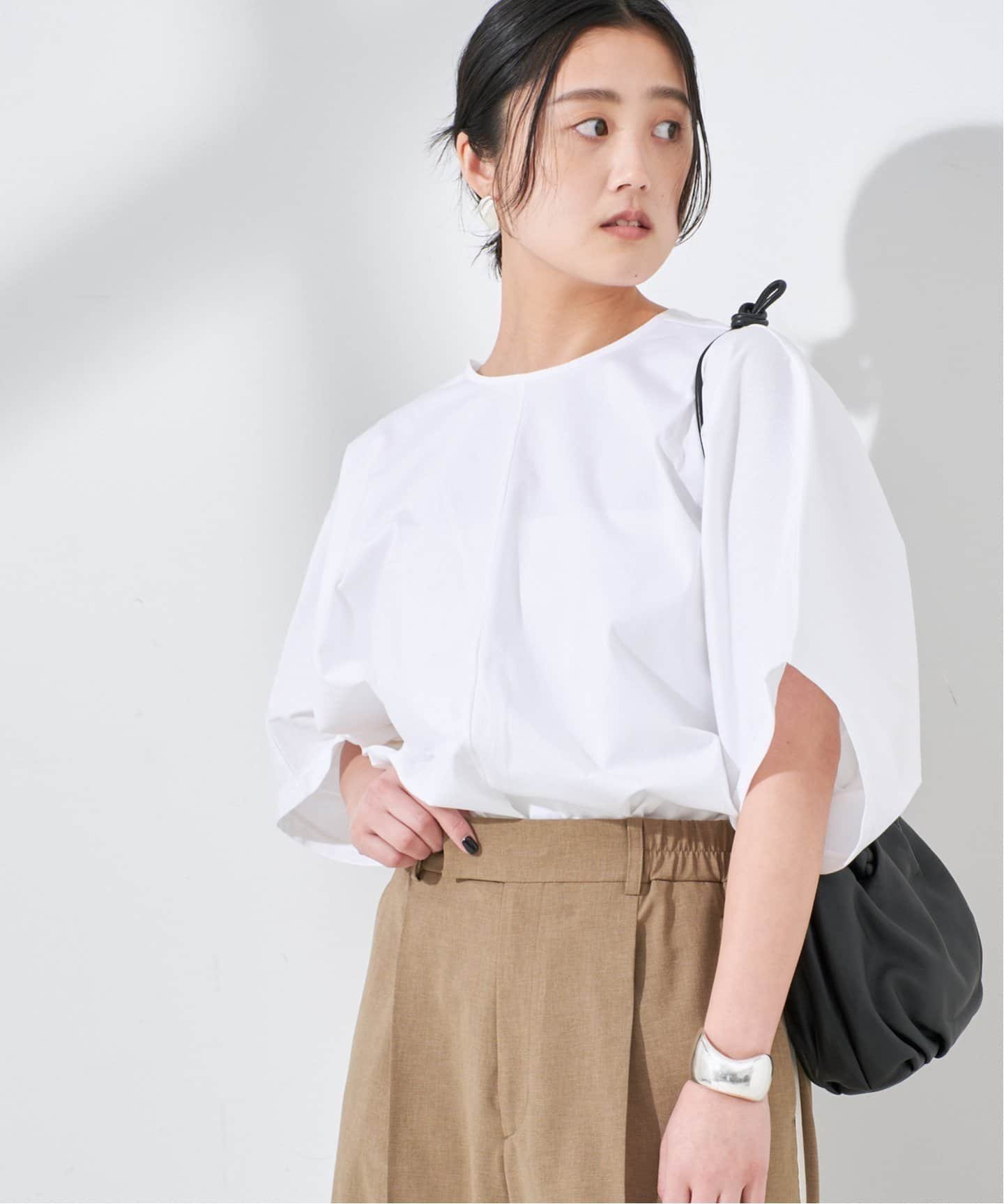 【ジャーナルスタンダード レサージュ/journal standard L'essage】のデザインフォルムカットソー インテリア・キッズ・メンズ・レディースファッション・服の通販 founy(ファニー) 　ファッション　Fashion　レディースファッション　WOMEN　トップス・カットソー　Tops/Tshirt　カットソー　Cut and Sewn　2025年　2025　2025春夏・S/S　Ss,Spring/Summer,2025　ドレープ　Drape　ホワイト|ID: prp329100004570816 ipo3291000000032341096