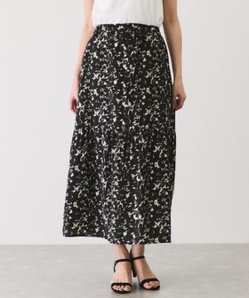 【ジャイロ/JAYRO】の単色プリントティアードスカート 人気、トレンドファッション・服の通販 founy(ファニー) ファッション Fashion レディースファッション WOMEN スカート Skirt ティアードスカート Tiered Skirts 春 Spring 軽量 Lightweight サンダル Sandals シアー Sheer シューズ Shoes スニーカー Sneakers フェミニン Feminine フラット Flat フレア Flare プリント Print ポケット Pocket モノトーン Monotone リボン Ribbon S/S・春夏 Ss・Spring/Summer おすすめ Recommend 夏 Summer 旅行 Travel |ID:prp329100004570993