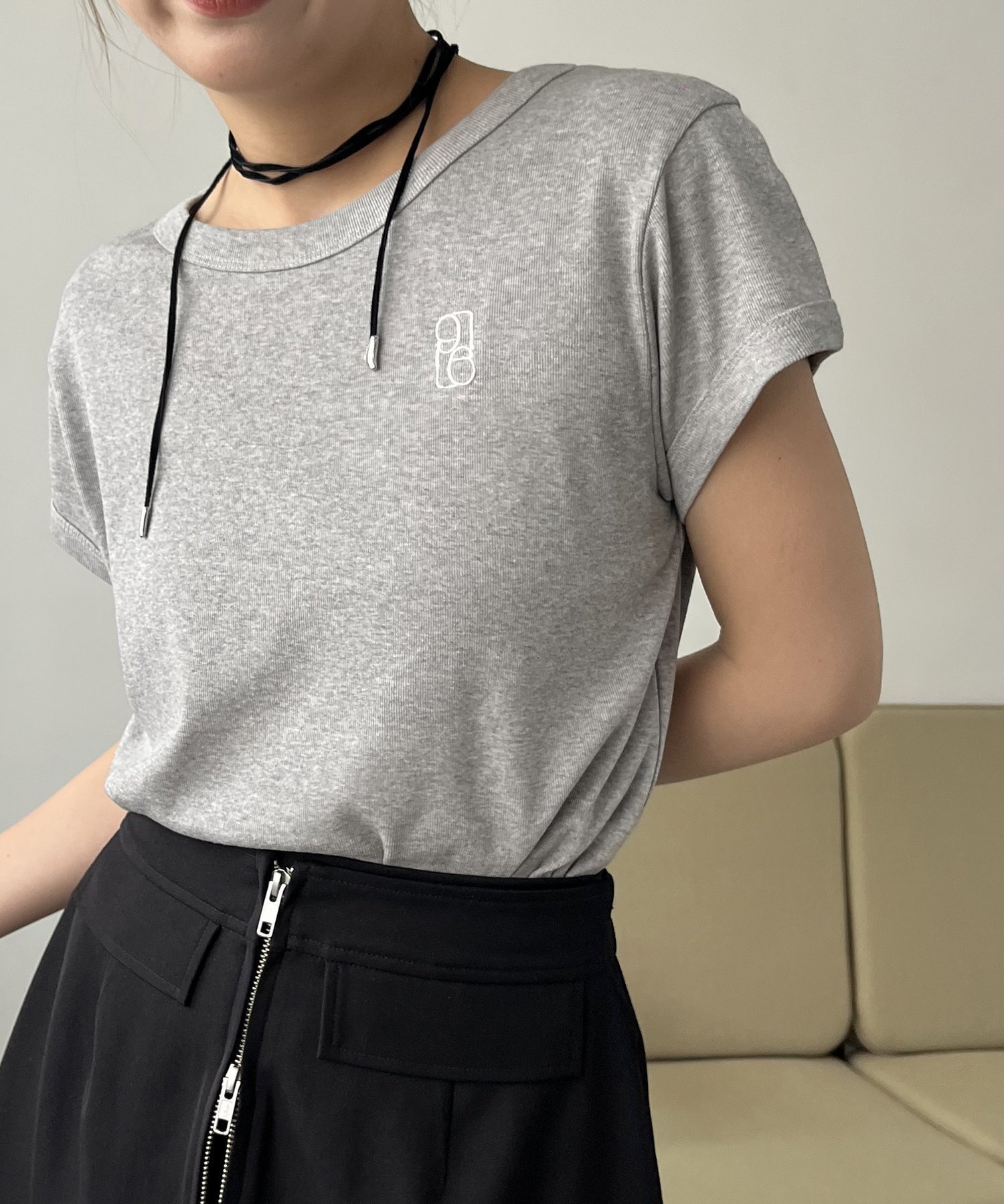 【カプリシューレマージュ/CAPRICIEUX LEMAGE】の【デイリー使いに◎】ラウンドスリーブTシャツ インテリア・キッズ・メンズ・レディースファッション・服の通販 founy(ファニー) 　ファッション　Fashion　レディースファッション　Fashion for Women　トップス・カットソー　Cut & Sew Tops　シャツ・ブラウス・オフィスカジュアル　Elegant Blouses & Button-Ups　ロングTシャツ・Tシャツ　Longline T-Shirts & Tees　おすすめ　Recommended / Our Picks　イエロー　Yellow　インナー　Innerwear　カットソー　Cut and Sewn Top　キャミ　Camisole, Cami Top　サロペット　Overalls, Salopette　シンプル　Simple, Minimal　スリーブ　Sleeve, Long Sleeve / Short Sleeve　センター　Center, Center Line　ラウンド　Round, Round Neck　ワイド　Wide, Wide Fit　グレー|ID: prp329100004571005 ipo3291000000033435097