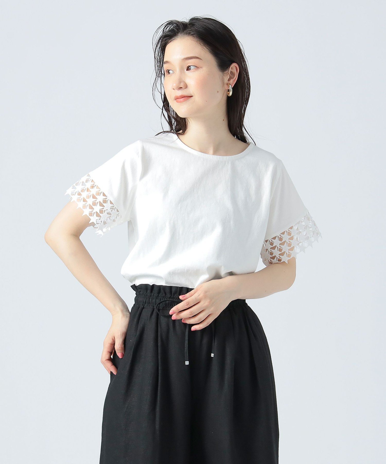 【ビームス ハート/BEAMS HEART】のスター レース Tシャツ インテリア・キッズ・メンズ・レディースファッション・服の通販 founy(ファニー) 　ファッション　Fashion　レディースファッション　WOMEN　トップス・カットソー　Tops/Tshirt　シャツ/ブラウス　Shirts/Blouses　ロング / Tシャツ　T-Shirts　おすすめ　Recommend　インナー　Inner　カットソー　Cut And Sew　サロペット　Overalls　シンプル　Simple　バランス　Balance　フェミニン　Feminine　ベーシック　Basic　レース　Race　OFF WHITE|ID: prp329100004571023 ipo3291000000032342908