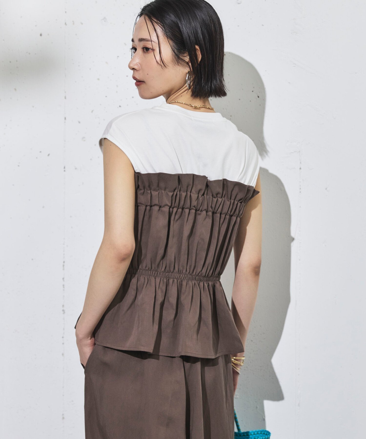 【ドゥ アルシーヴ/Doux archives】のカットドッキングギャザートップス インテリア・キッズ・メンズ・レディースファッション・服の通販 founy(ファニー) 　ファッション　Fashion　レディースファッション　Fashion for Women　トップス・カットソー　Cut & Sew Tops　セットアップ　Set-Up, Coordinated Outfit　フリル　Frill, Ruffle　ペプラム　Peplum, Flared Hem　BROWN|ID: prp329100004571054 ipo3291000000033631656