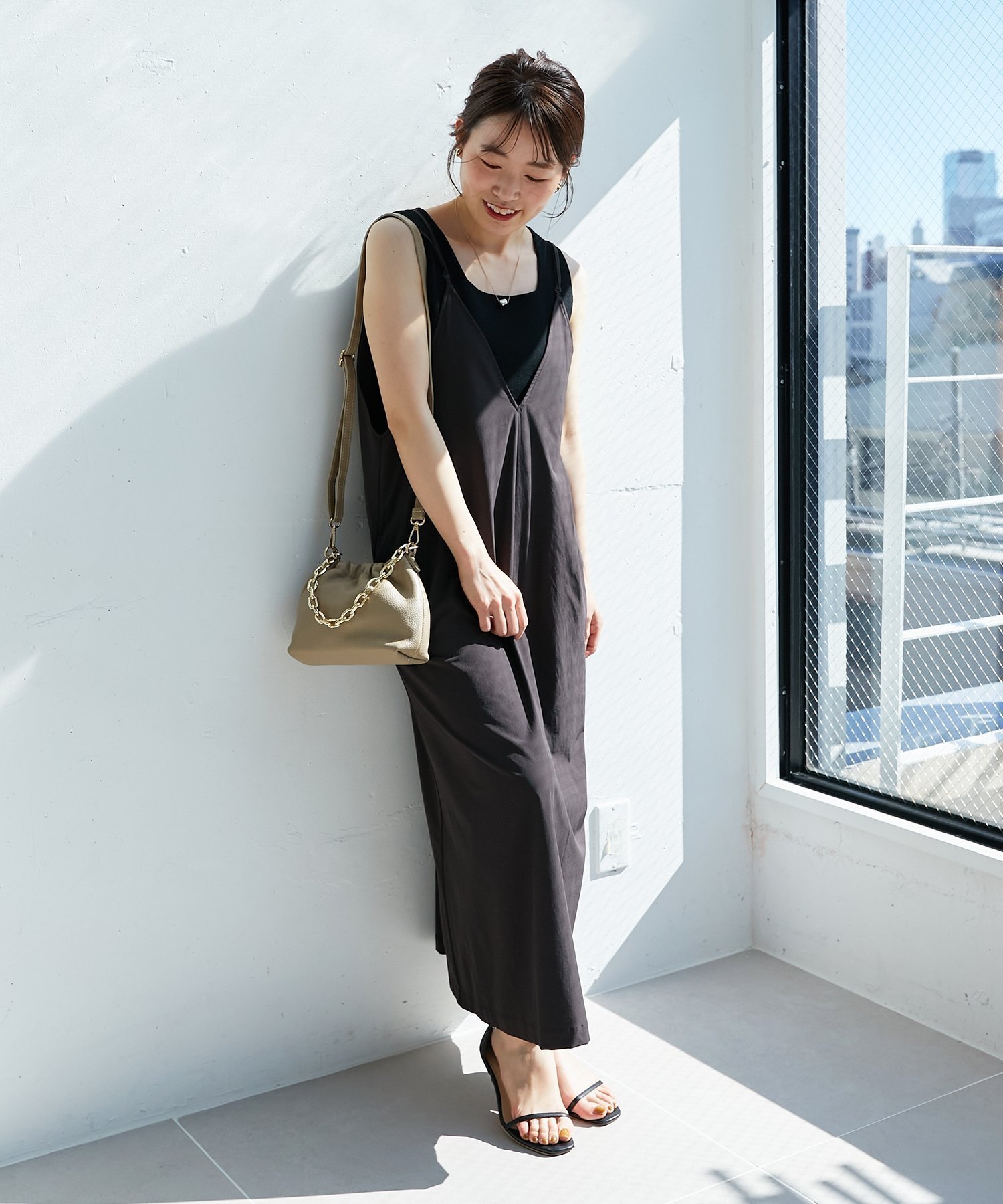 【ルクールブラン/le.coeur blanc】のナイロンVネックキャミワンピース インテリア・キッズ・メンズ・レディースファッション・服の通販 founy(ファニー) 　ファッション　Fashion　レディースファッション　Fashion for Women　ワンピース　Dresses　キャミソールワンピース　Camisole Dresses　おすすめ　Recommended / Our Picks　キャミワンピース　Cami Dress, Slip Dress　シンプル　Simple, Minimal　ノースリーブ　Sleeveless, No-Sleeve　フロント　Front, Front Design　メタル　Metal, Metal Parts　ラップ　Wrap, Wrap Design　夏　Summer　A/W・秋冬　Autumn/Winter　長袖　Long Sleeve, Full Sleeve　D/グレー|ID: prp329100004571065 ipo3291000000032721752