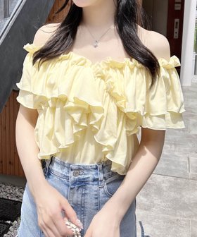 【イング/INGNI】のオフショルフリルトップス 人気、トレンドファッション・服の通販 founy(ファニー) ファッション Fashion レディースファッション Fashion for Women トップス・カットソー Cut & Sew Tops おすすめ Recommended / Our Picks イエロー Yellow カットソー Cut and Sewn Top ガーリー Girly, Feminine Style デニム Denim, Jeans Material フリル Frill, Ruffle フレンチ French, French Style フロント Front, Front Design ボトム Bottoms, Lower Wear 夏 Summer |ID:prp329100004571073