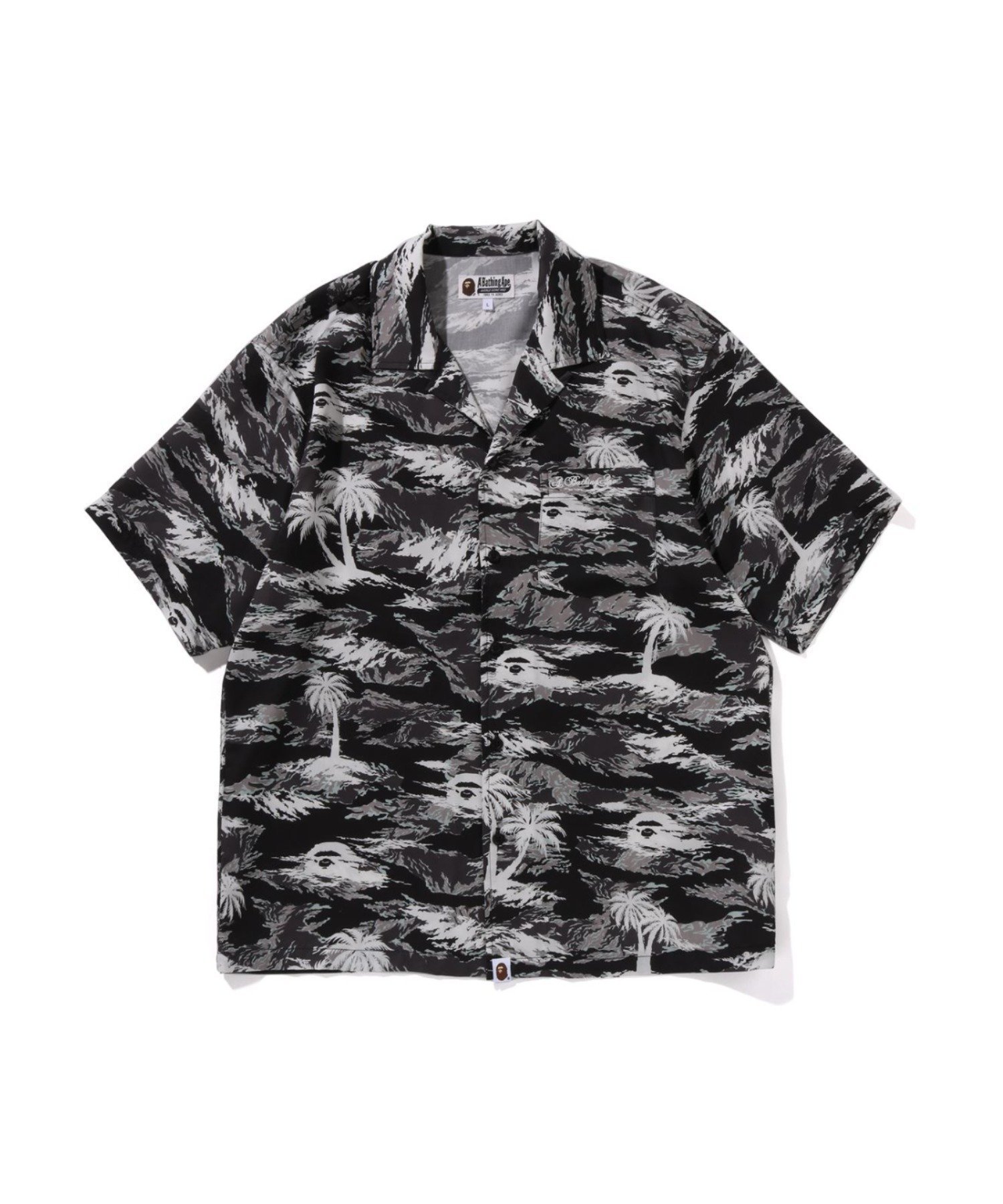 【アベイシングエイプ/A BATHING APE / MEN】のPALM TREE CAMO OPEN COLLAR POCKET SS SHIRT インテリア・キッズ・メンズ・レディースファッション・服の通販 founy(ファニー) 　ファッション　Fashion　メンズファッション　Fashion for Men　コレクション　Collection, Seasonal Line　ショーツ　Shorts, Short Pants　パターン　Pattern, Design Print　ビーチ　Beach, Seaside　ポケット　Pocket, Pocket Detail　モチーフ　Motif, Design Theme　リゾート　Resort, Vacation Style　半袖　Short Sleeve, Half Sleeve　夏　Summer　定番　Standard, Basic Item　春　Spring　S/S・春夏　SS, Spring/Summer, Warm Season　BLACK|ID: prp329100004571088 ipo3291000000033574685