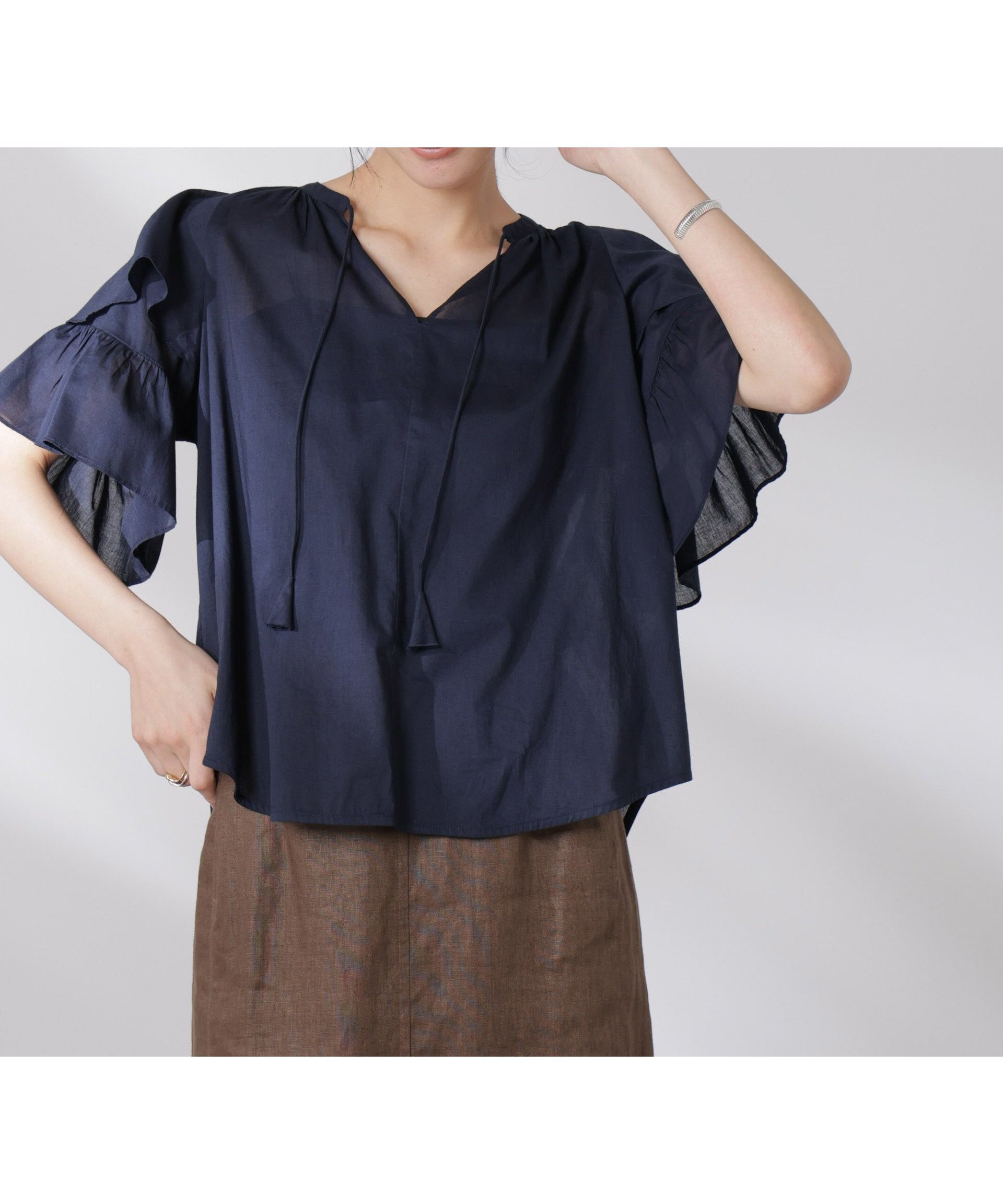 【ナノ ユニバース/nano universe】のmade in india コットンフリルスリーブブラウス インテリア・キッズ・メンズ・レディースファッション・服の通販 founy(ファニー) 　ファッション　Fashion　レディースファッション　WOMEN　トップス・カットソー　Tops/Tshirt　シャツ/ブラウス　Shirts/Blouses　アクセサリー　Accessories　インド　India　ウォッシャブル　Washable　ギャザー　Gather　サンダル　Sandals　デニム　Denim　ネップ　Nep Yarn　パープル　Purple　フェミニン　Feminine　フリル　Frills　プリント　Print　ベーシック　Basic　リボン　Ribbon　リラックス　Relax　おすすめ　Recommend　夏　Summer　2025年　2025　2025春夏・S/S　Ss,Spring/Summer,2025　ネイビー|ID: prp329100004571255 ipo3291000000032521305