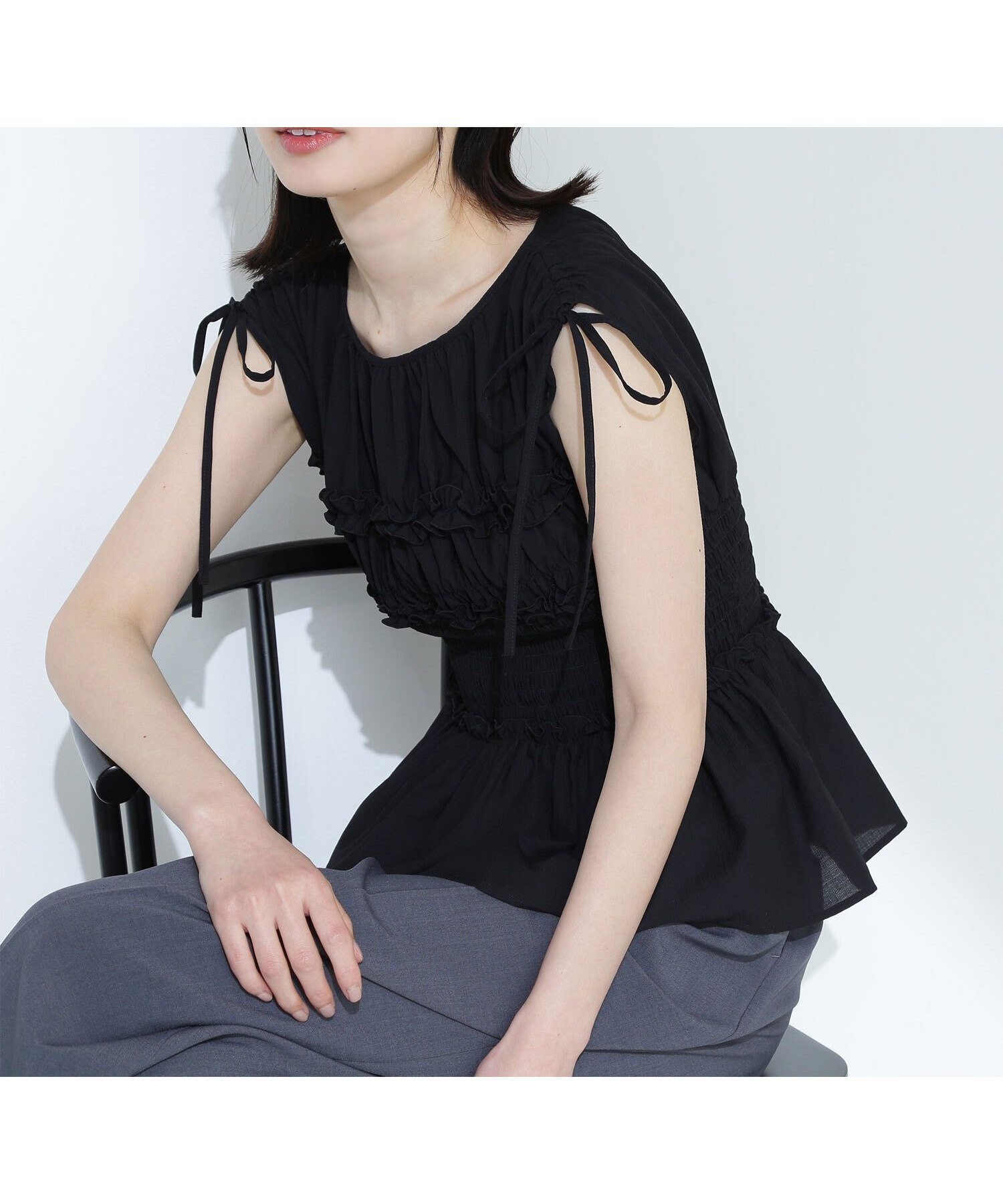 【ナチュラル ビューティー ベーシック/NATURAL BEAUTY BASIC】のシャーリングペプラムブラウス インテリア・キッズ・メンズ・レディースファッション・服の通販 founy(ファニー) 　ファッション　Fashion　レディースファッション　WOMEN　トップス・カットソー　Tops/Tshirt　シャツ/ブラウス　Shirts/Blouses　ギャザー　Gather　シャーリング　Shirring　フィット　Fit　ペプラム　Peplum　クロ|ID: prp329100004571316 ipo3291000000032515881