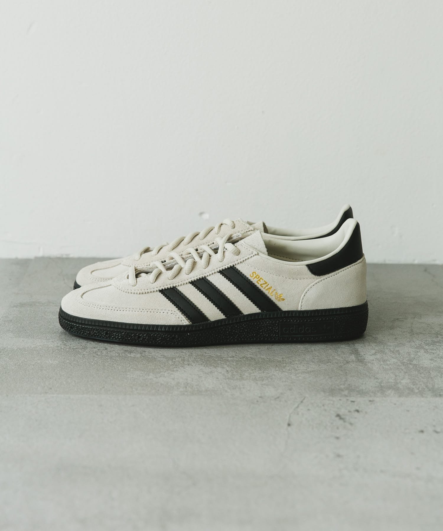 【アーバンリサーチ ドアーズ/URBAN RESEARCH DOORS / MEN】のadidas HANDBALL SPEZIAL 人気、トレンドファッション・服の通販 founy(ファニー) 　ファッション　Fashion　メンズファッション　Fashion for Men　2025年　2025　2025-2026秋冬・A/W　Autumn/Winter 2025–26 AW25–26　冬　Winter / This Winter　クラシック　Classic, Timeless Style　シューズ　Shoes, Footwear　ジャケット　Jacket, Outerwear　ジーンズ　Jeans, Denim Pants　スタイリッシュ　Stylish, Fashionable　スニーカー　Sneakers, Trainers　スポーツ　Sports, Activewear　スポーティ　Sporty, Casual Athletic　ヴィンテージ　Vintage Style　人気　Popular, Best Seller　A/W・秋冬　Autumn/Winter　軽量　Lightweight, Ultra Light　 other-1|ID: prp329100004571342 ipo3291000000033543892