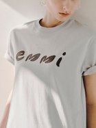 【エミ/emmi】のペイントemmiロゴシャツ 人気、トレンドファッション・服の通販 founy(ファニー) ファッション Fashion レディースファッション Fashion for Women トップス・カットソー Cut & Sew Tops シャツ・ブラウス・オフィスカジュアル Elegant Blouses & Button-Ups おすすめ Recommended / Our Picks スポーツ Sports, Activewear スラックス Slacks, Dress Pants デニム Denim, Jeans Material プリント Print, Printed Pattern 吸水 Absorbent, Quick-Dry 夏 Summer thumbnail LBLU[081]|ID: prp329100004571450 ipo3291000000033636749