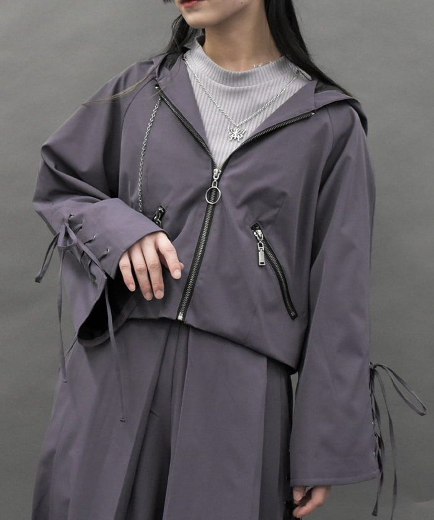 【アクシーズファム/axes femme】のフーディーショートブルゾン インテリア・キッズ・メンズ・レディースファッション・服の通販 founy(ファニー) 　ファッション　Fashion　レディースファッション　WOMEN　アウター　Coat Outerwear　ブルゾン　Blouson/Jackets　おすすめ　Recommend　オリエンタル　Oriental　ショート　Short　スリーブ　Sleeve　チェーン　Chain　フレア　Flare　ブルゾン　Blouson　レース　Race　パープル|ID: prp329100004572079 ipo3291000000032353584