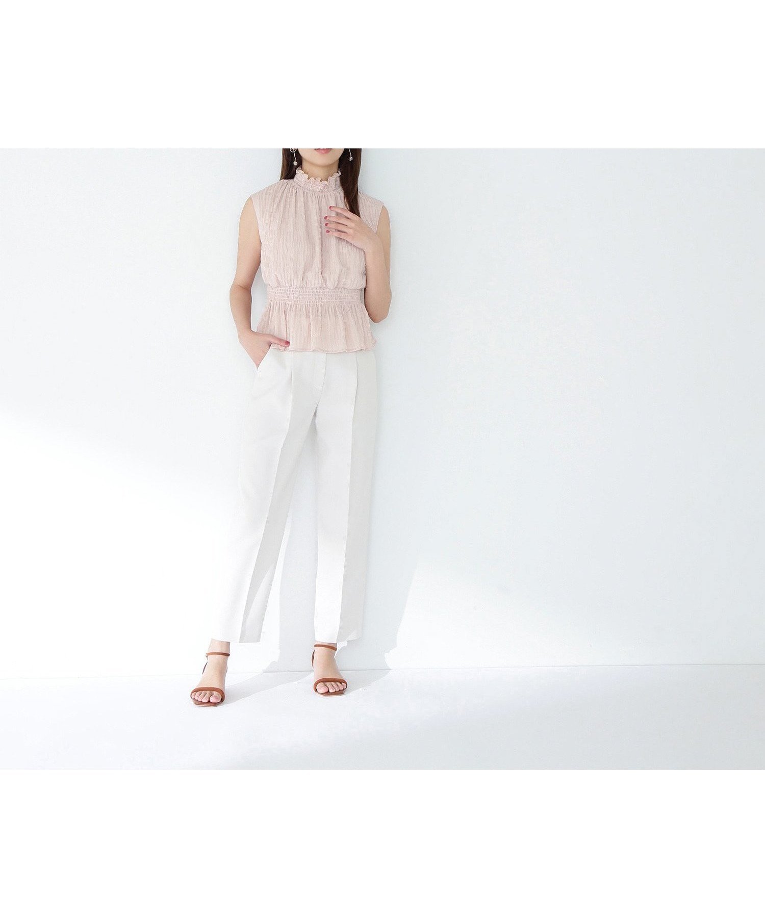 【ナチュラル ビューティー ベーシック/NATURAL BEAUTY BASIC】のメタルポイントテーパードパンツ インテリア・キッズ・メンズ・レディースファッション・服の通販 founy(ファニー) 　ファッション　Fashion　レディースファッション　Ladies' Fashion Online　パンツ　Pants　ツイル　Twill　ベーシック　Basic　オフ1|ID: prp329100004572215 ipo3291000000032651002