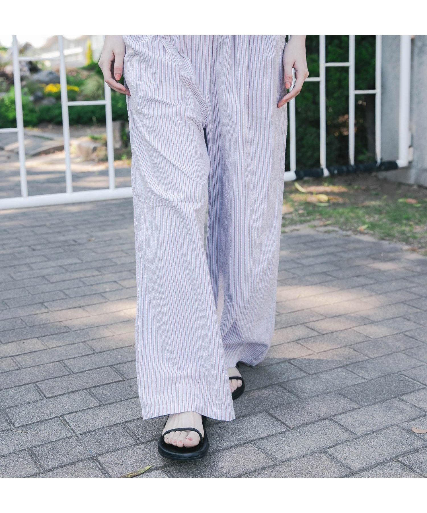 【アーバンリサーチ/URBAN RESEARCH】のnew basic インドコットンサッカーストライプパンツ インテリア・キッズ・メンズ・レディースファッション・服の通販 founy(ファニー) 　ファッション　Fashion　レディースファッション　WOMEN　パンツ　Pants　インド　India　ストライプ　Stripe　フロント　Front　プリント　Print　ワイド　Wide　S/S・春夏　Ss・Spring/Summer　おすすめ　Recommend　夏　Summer　エレガント 上品　Elegant　2025年　2025　2025春夏・S/S　Ss,Spring/Summer,2025　RED|ID: prp329100004572245 ipo3291000000032355190