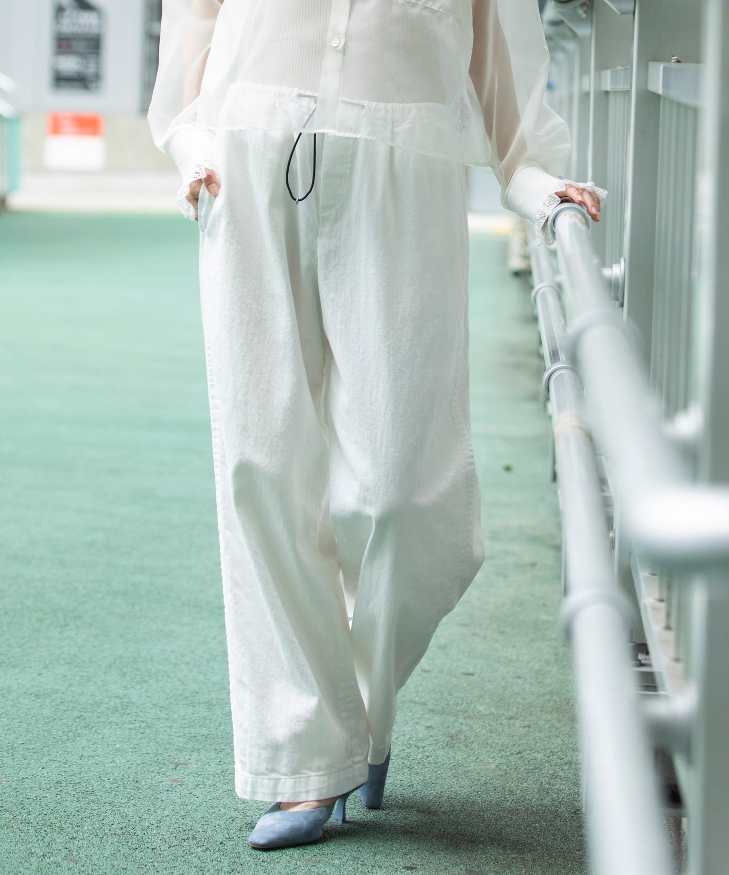 【ミューニック/Munich】の8ozスラブデニムイージーパンツ インテリア・キッズ・メンズ・レディースファッション・服の通販 founy(ファニー) 　ファッション　Fashion　レディースファッション　WOMEN　パンツ　Pants　インディゴ　Indigo　ギャザー　Gather　クール　Cool　ショート　Short　シンプル　Simple　デニム　Denim　バランス　Balance　ブラウジング　Browsing　ブルゾン　Blouson　ワイド　Wide　wht|ID: prp329100004572274 ipo3291000000032355470