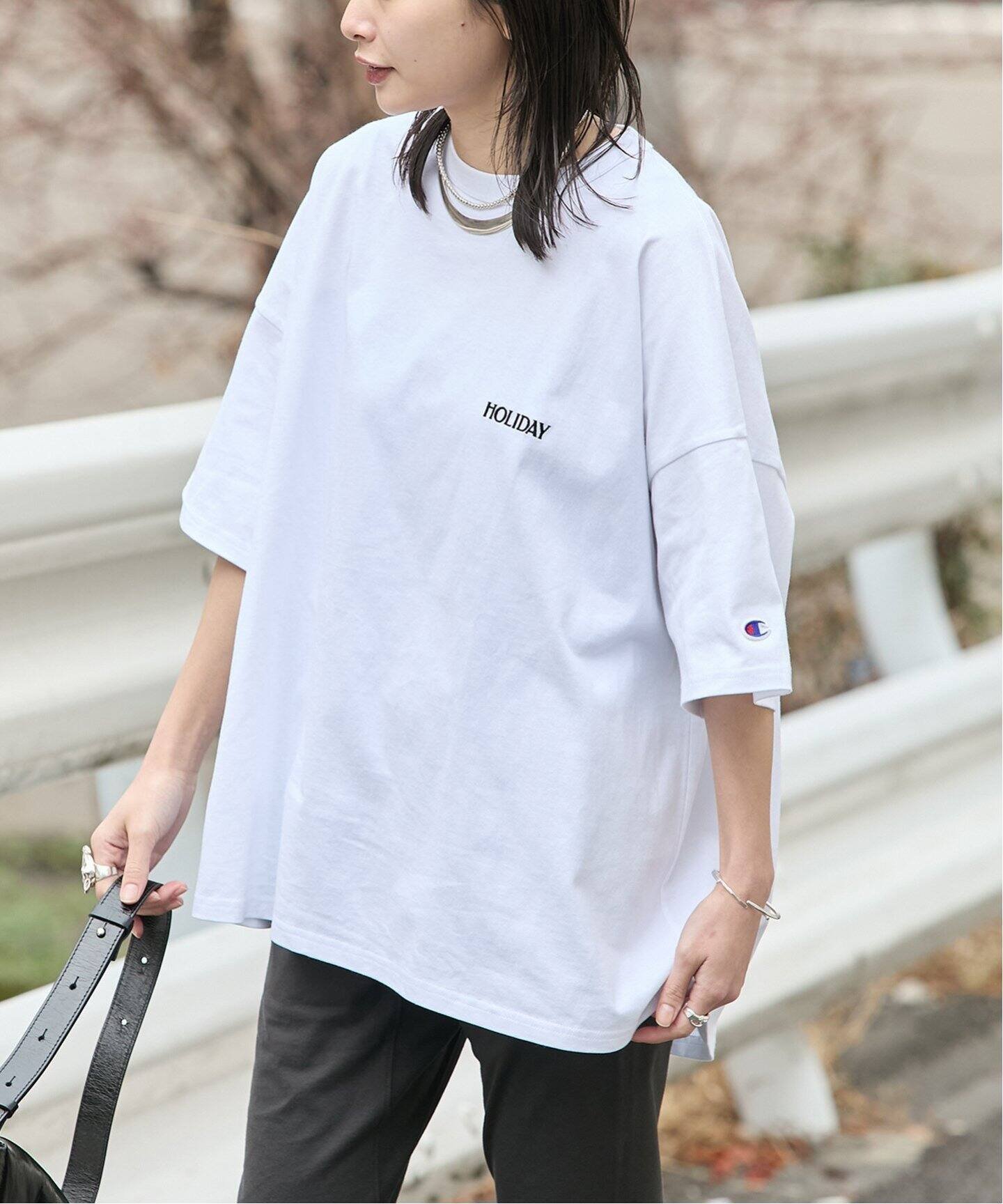 【ジャーナルスタンダード/JOURNAL STANDARD】の《追加 》【CHAMPION*JOURNAL STANDARD by HOLIDAY】 Tシャツ インテリア・キッズ・メンズ・レディースファッション・服の通販 founy(ファニー) 　ファッション　Fashion　レディースファッション　WOMEN　トップス・カットソー　Tops/Tshirt　シャツ/ブラウス　Shirts/Blouses　ロング / Tシャツ　T-Shirts　2025年　2025　2025春夏・S/S　Ss,Spring/Summer,2025　ホワイト|ID: prp329100004572513 ipo3291000000032358853