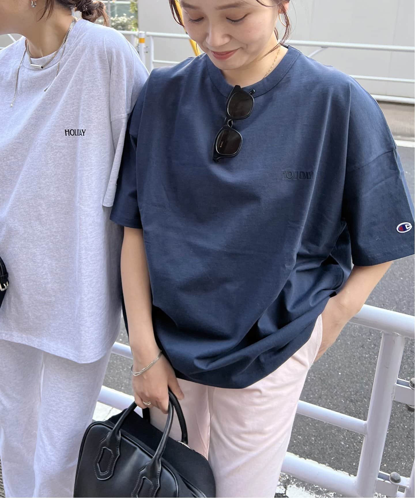 【ジャーナルスタンダード/JOURNAL STANDARD】の《追加 》【CHAMPION*JOURNAL STANDARD by HOLIDAY】 Tシャツ インテリア・キッズ・メンズ・レディースファッション・服の通販 founy(ファニー) 　ファッション　Fashion　レディースファッション　WOMEN　トップス・カットソー　Tops/Tshirt　シャツ/ブラウス　Shirts/Blouses　ロング / Tシャツ　T-Shirts　2025年　2025　2025春夏・S/S　Ss,Spring/Summer,2025　ネイビー|ID: prp329100004572513 ipo3291000000032358855