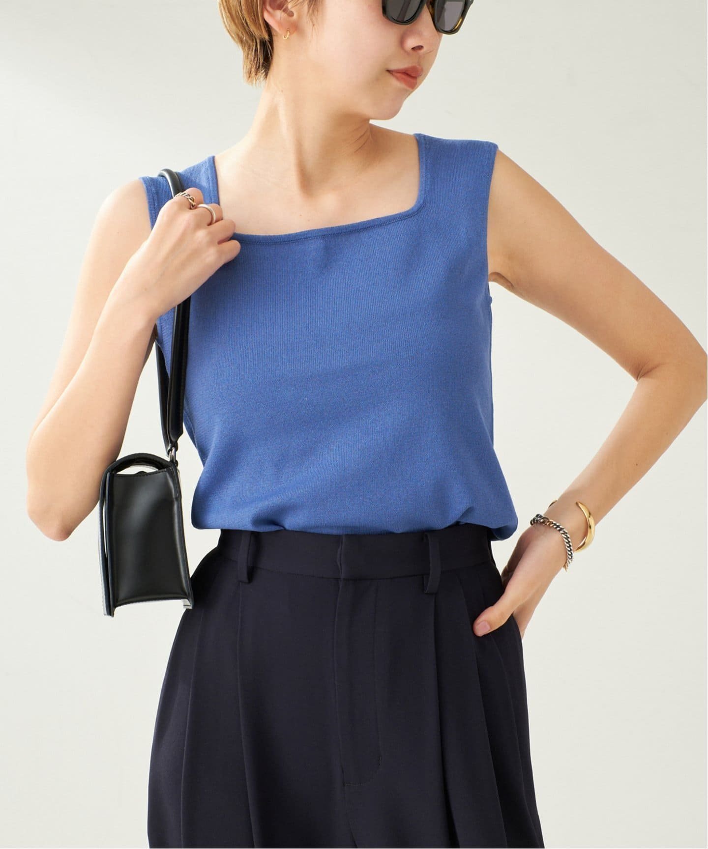 【プラージュ/Plage】のPaper Mix Sleeveless ニット インテリア・キッズ・メンズ・レディースファッション・服の通販 founy(ファニー) 　ファッション　Fashion　レディースファッション　Fashion for Women　トップス・カットソー　Cut & Sew Tops　ニット　Knit Tops & Sweaters　おすすめ　Recommended / Our Picks　スクエア　Square, Square Shape　セットアップ　Set-Up, Coordinated Outfit　デコルテ　Décolleté, Neckline　ノースリーブ　Sleeveless, No-Sleeve　ペーパー　Paper, Kraft Paper　エレガント 上品　Elegant　ブルー|ID: prp329100004572724 ipo3291000000033447408