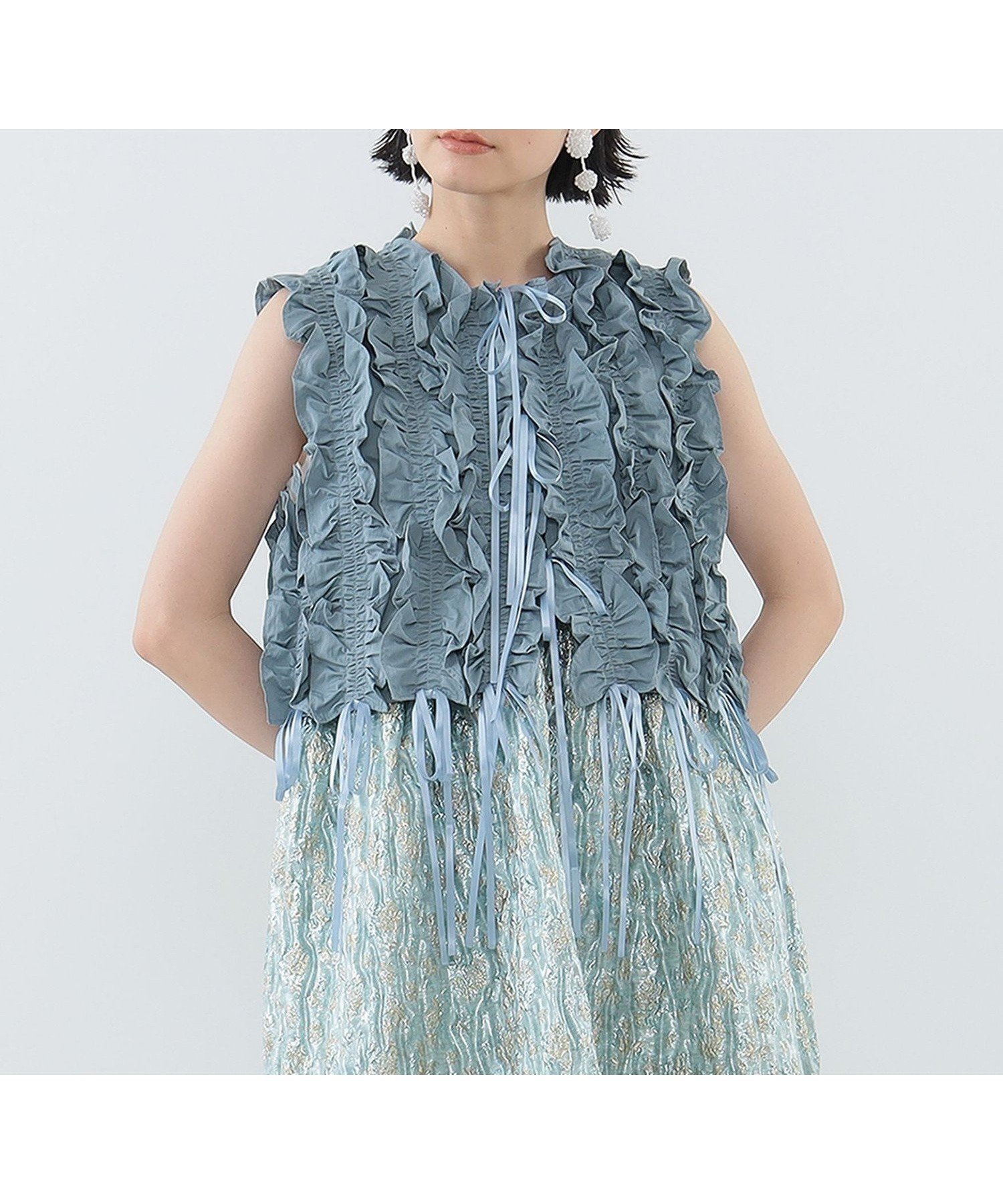 【その他のブランド/Other】のリボン フリル ショート丈ベスト 人気、トレンドファッション・服の通販 founy(ファニー) 　ファッション　Fashion　レディースファッション　Ladies' Fashion Online　アウター　Coat Outerwear　トップス・カットソー　Tops/Tshirt　ベスト/ジレ　Gilets/Vests　ガーリー　Girly　ショート　Short　シンプル　Simple　スプリング　Spring　トレンド　Trend　バレエ　Ballet　フィット　Fit　フォーマル　Formal　フリル　Frills　ベスト　Vest　リボン　Ribbon　ロング　Long　 other-1|ID: prp329100004572837 ipo3291000000032609827