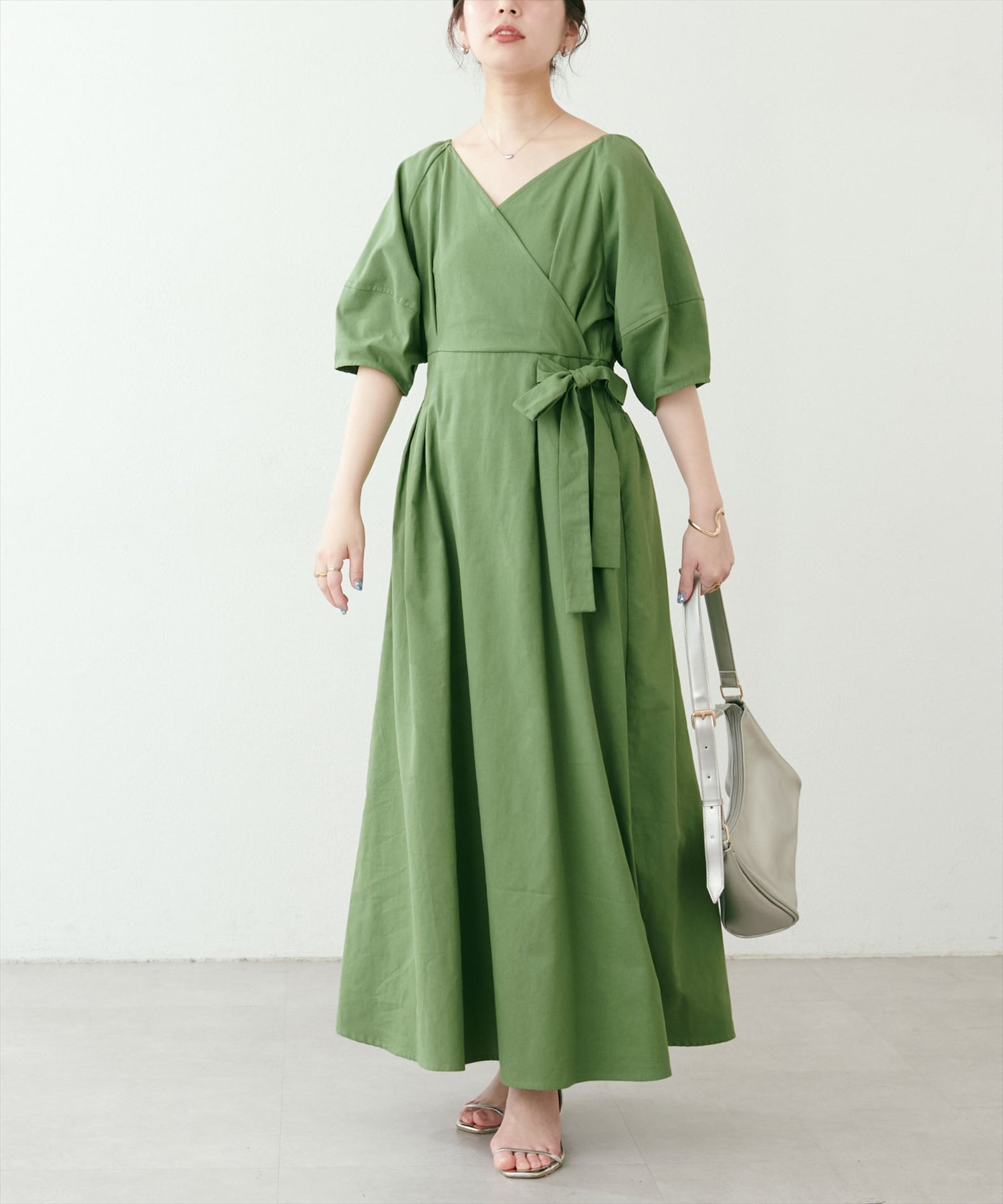 【ナチュラルクチュール/natural couture】のカシュクールランタンワンピース インテリア・キッズ・メンズ・レディースファッション・服の通販 founy(ファニー) 　ファッション　Fashion　レディースファッション　WOMEN　ワンピース　Dress　アクセサリー　Accessories　カシュクール　Cachecoeur　サンダル　Sandals　シェイプ　Shape　シューズ　Shoes　ジャケット　Jacket　スリーブ　Sleeve　フラット　Flat　ポケット　Pocket　リボン　Ribbon　リラックス　Relax　エレガント 上品　Elegant　2025年　2025　2025春夏・S/S　Ss,Spring/Summer,2025　グリーン|ID: prp329100004573362 ipo3291000000032490873