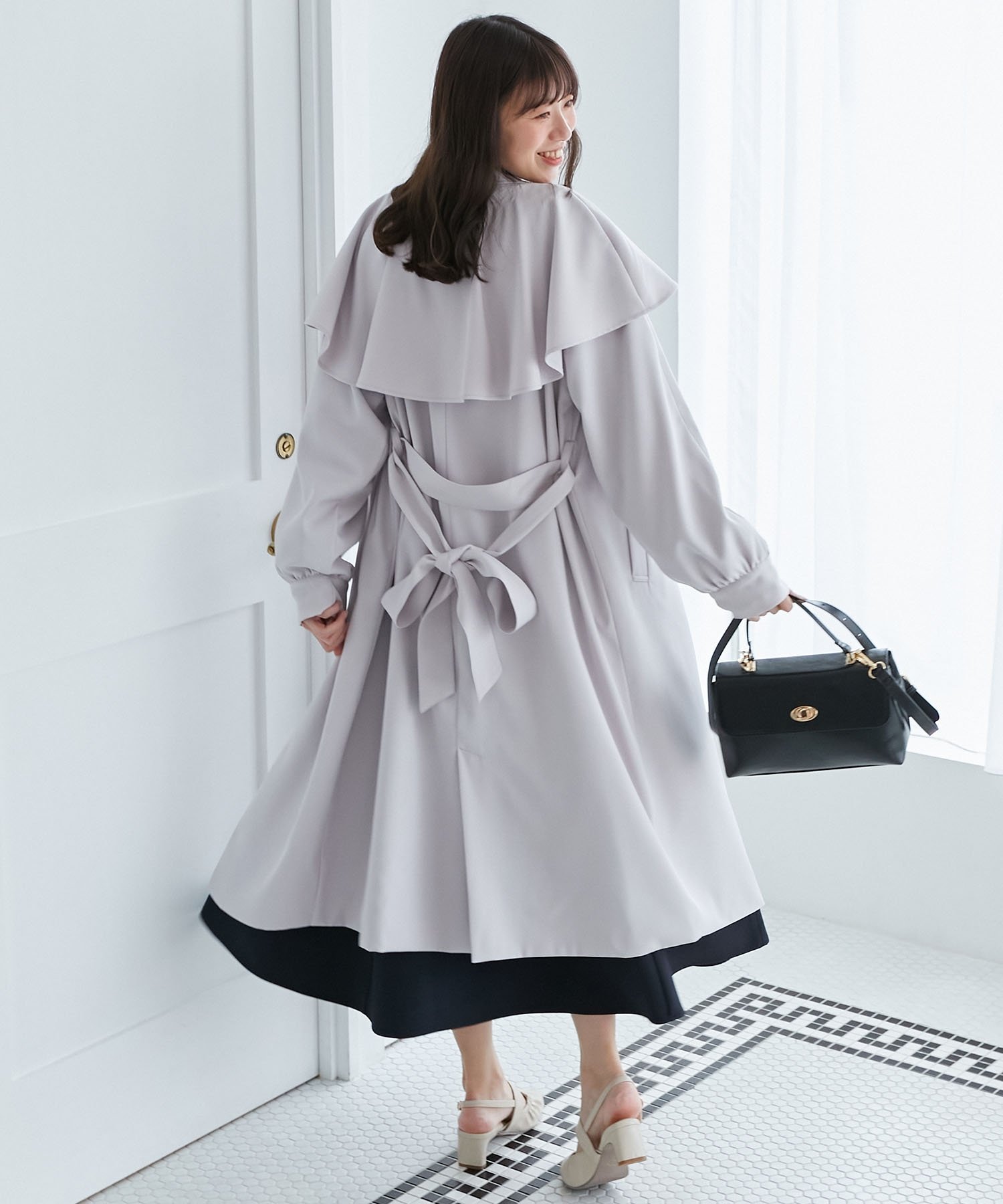 【マジェスティック レゴン/MAJESTIC LEGON】のドレープフリルトレンチコート 人気、トレンドファッション・服の通販 founy(ファニー) 　ファッション　Fashion　レディースファッション　WOMEN　アウター　Coat Outerwear　コート　Coats　トレンチコート　Trench Coats　おすすめ　Recommend　とろみ　Thickness　ダウン　Down　ヨーク　Yoke　再入荷　Restock/Back In Stock/Re Arrival　 other-1|ID: prp329100004573466 ipo3291000000032367922