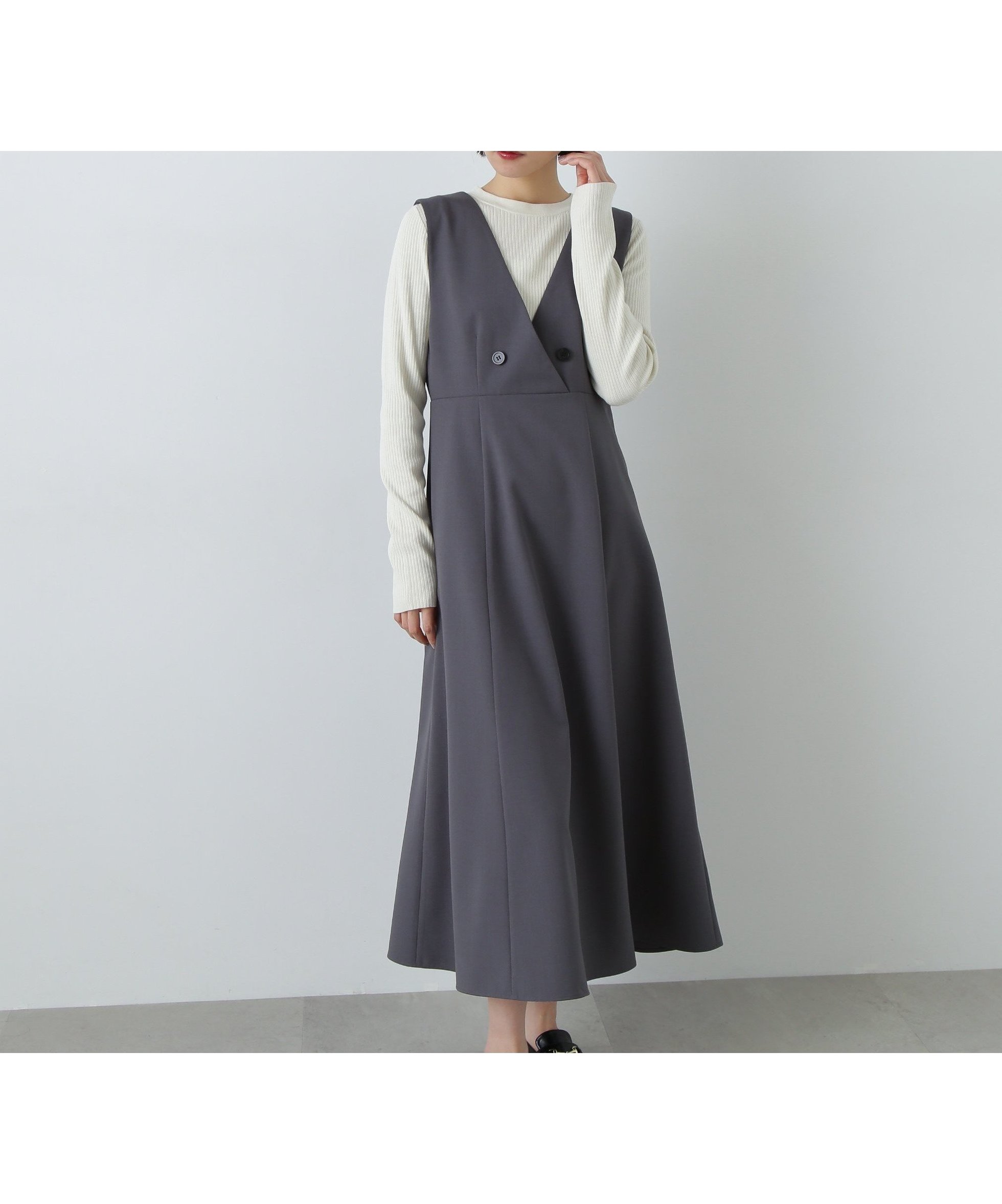 【エヌ ナチュラルビューティーベーシック/N.Natural Beauty basic】のVネックフレアジャンパースカート インテリア・キッズ・メンズ・レディースファッション・服の通販 founy(ファニー) 　ファッション　Fashion　レディースファッション　Ladies' Fashion Online　スカート　Skirt　インナー　Inner　フレア　Flare　グレー|ID: prp329100004573507 ipo3291000000032565190