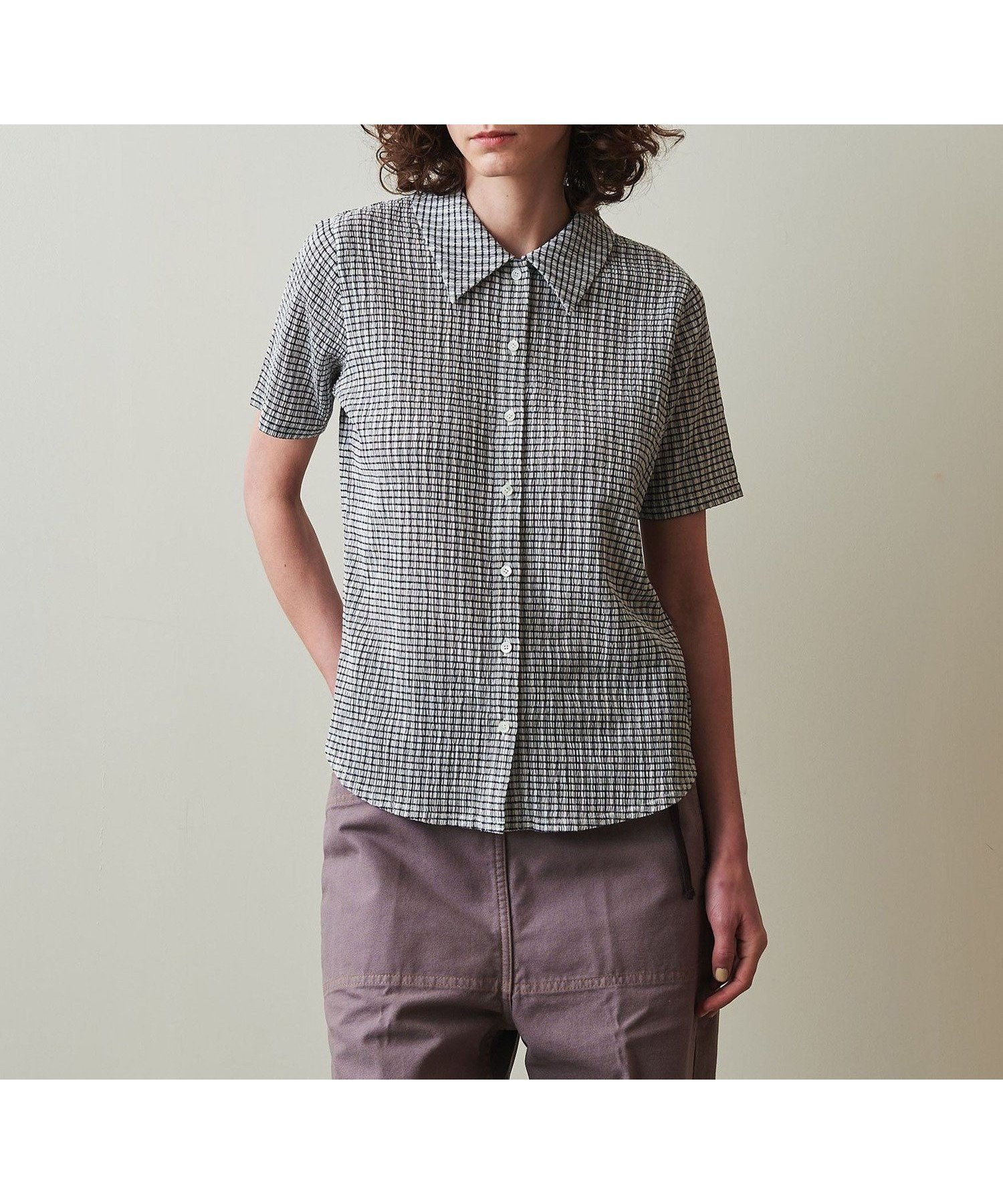 【ビューティ&ユース ユナイテッドアローズ/BEAUTY&YOUTH / UNITED ARROWS】のSteven Alan クレープ チェック ハーフスリーブ シャツ インテリア・キッズ・メンズ・レディースファッション・服の通販 founy(ファニー) 　ファッション　Fashion　レディースファッション　Fashion for Women　トップス・カットソー　Cut & Sew Tops　シャツ・ブラウス・オフィスカジュアル　Elegant Blouses & Button-Ups　おすすめ　Recommended / Our Picks　キャミソール　Camisole, Spaghetti Strap Top　シアー　Sheer, See-Through　スリーブ　Sleeve, Long Sleeve / Short Sleeve　セットアップ　Set-Up, Coordinated Outfit　タンク　Tank Top, Sleeveless Top　チェック　Check, Plaid, Tartan　ハーフ　Half, Half-Length　エレガント 上品　Elegant　OFF WHITE|ID: prp329100004573539 ipo3291000000032724553