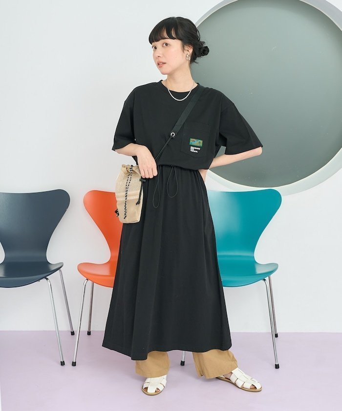 【フリークスストア/FREAK'S STORE】の別注 ウエストコードポケット付 Tシャツワンピース 25SS インテリア・キッズ・メンズ・レディースファッション・服の通販 founy(ファニー) 　ファッション　Fashion　レディースファッション　WOMEN　ワンピース　Dress　シャツワンピース　Shirt Dresses　2025年　2025　2025春夏・S/S　Ss,Spring/Summer,2025　アウトドア　Outdoor　スペシャル　Special　ドローコード　Draw Cord　ポケット　Pocket　別注　Special Order　夏　Summer　S/S・春夏　Ss・Spring/Summer　ブラック|ID: prp329100004573545 ipo3291000000032369720