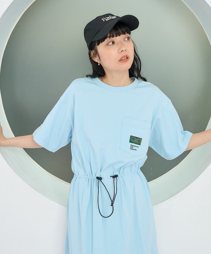 【フリークスストア/FREAK'S STORE】の別注 ウエストコードポケット付 Tシャツワンピース 25SS インテリア・キッズ・メンズ・レディースファッション・服の通販 founy(ファニー) 　ファッション　Fashion　レディースファッション　WOMEN　ワンピース　Dress　シャツワンピース　Shirt Dresses　2025年　2025　2025春夏・S/S　Ss,Spring/Summer,2025　アウトドア　Outdoor　スペシャル　Special　ドローコード　Draw Cord　ポケット　Pocket　別注　Special Order　夏　Summer　S/S・春夏　Ss・Spring/Summer　サックスブルー|ID: prp329100004573545 ipo3291000000032369721