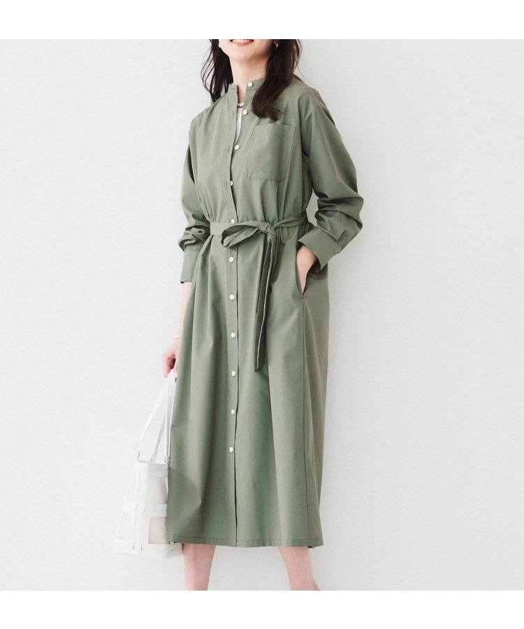 【アンタイトル/UNTITLED】のバンドカラーシャツワンピース インテリア・キッズ・メンズ・レディースファッション・服の通販 founy(ファニー) 　ファッション　Fashion　レディースファッション　Fashion for Women　ワンピース　Dresses　シャツワンピース / 1枚で着映えコーデ　Shirt Dresses　おすすめ　Recommended / Our Picks　キャミソール　Camisole, Spaghetti Strap Top　シャンブレー　Chambray, Denim-Like Fabric　ドレス　Dress, One-Piece　ポケット　Pocket, Pocket Detail　羽織　Haori, Light Jacket　オリーブグリーン|ID: prp329100004573547 ipo3291000000033567022