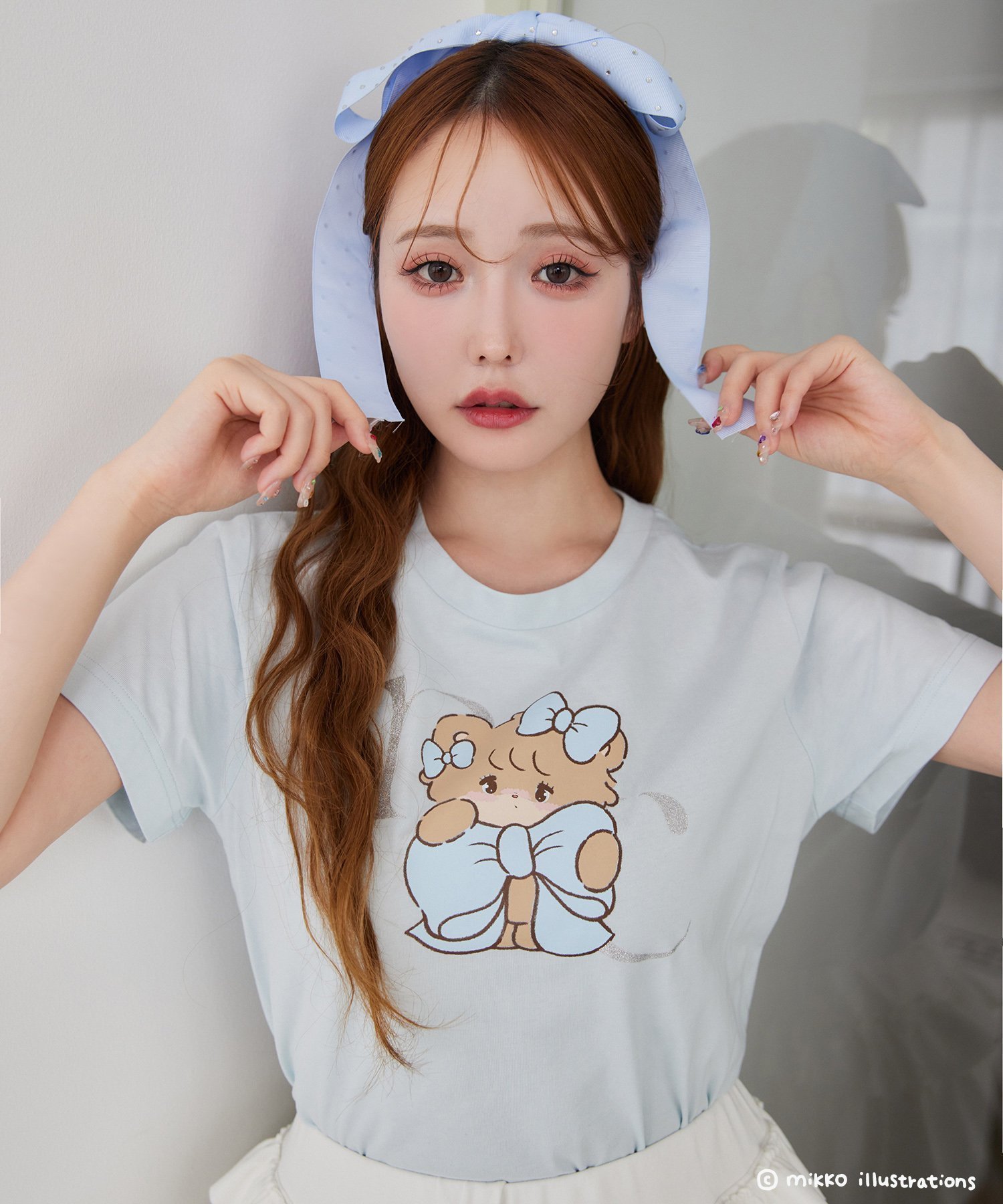 【ナイスクラップ/NICE CLAUP】の【mikko コラボ】プリントTシャツ インテリア・キッズ・メンズ・レディースファッション・服の通販 founy(ファニー) 　ファッション　Fashion　レディースファッション　WOMEN　トップス・カットソー　Tops/Tshirt　シャツ/ブラウス　Shirts/Blouses　ロング / Tシャツ　T-Shirts　おすすめ　Recommend　ガーリー　Girly　コラボ　Collaboration　ショート　Short　デニム　Denim　トレンド　Trend　フリル　Frills　フロント　Front　プリント　Print　プリーツ　Pleats　ミニスカート　Mini Skirt　モチーフ　Motif　リボン　Ribbon　サックスブルー|ID: prp329100004573739 ipo3291000000032374175