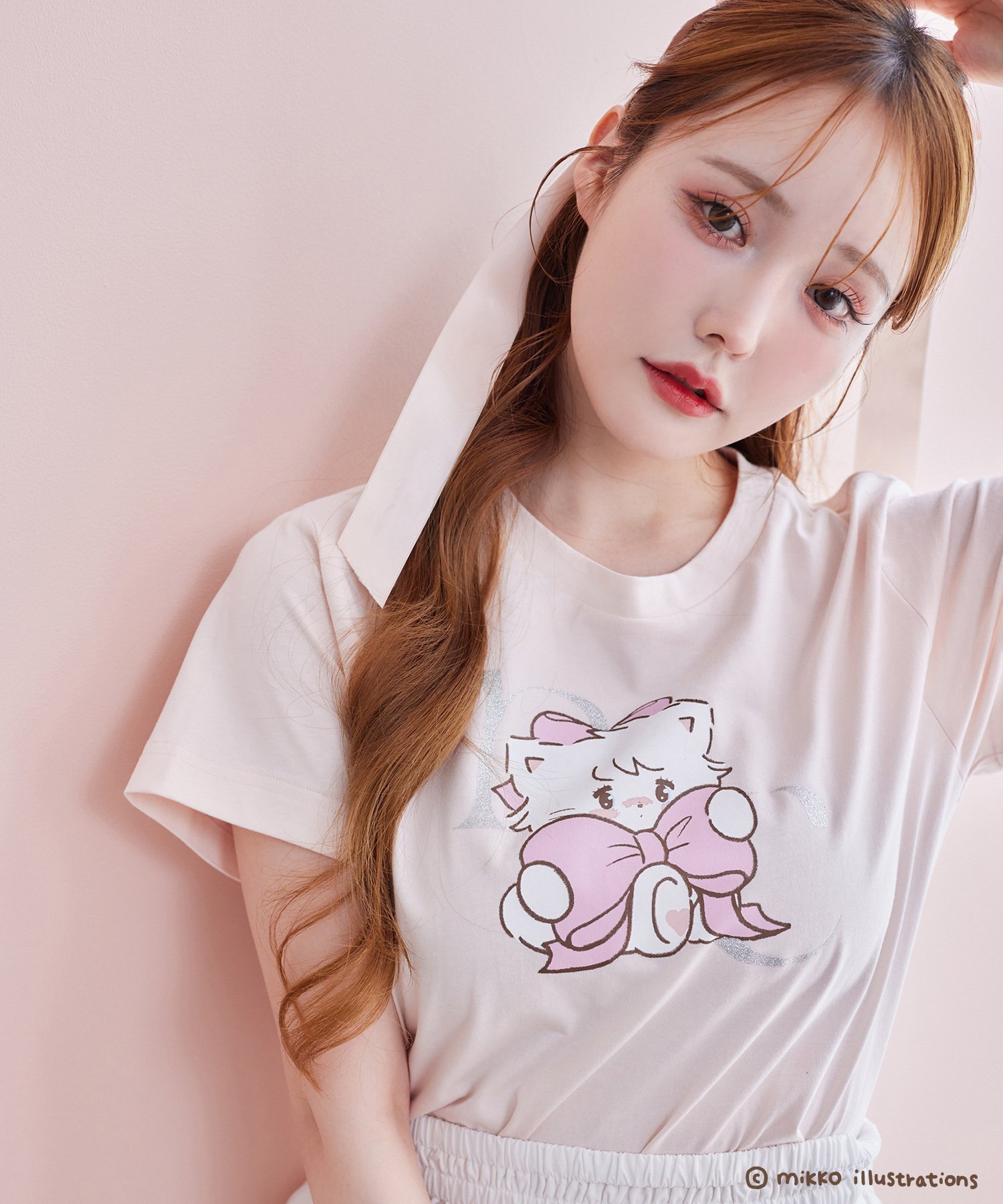 【ナイスクラップ/NICE CLAUP】の【mikko コラボ】プリントTシャツ インテリア・キッズ・メンズ・レディースファッション・服の通販 founy(ファニー) 　ファッション　Fashion　レディースファッション　WOMEN　トップス・カットソー　Tops/Tshirt　シャツ/ブラウス　Shirts/Blouses　ロング / Tシャツ　T-Shirts　おすすめ　Recommend　ガーリー　Girly　コラボ　Collaboration　ショート　Short　デニム　Denim　トレンド　Trend　フリル　Frills　フロント　Front　プリント　Print　プリーツ　Pleats　ミニスカート　Mini Skirt　モチーフ　Motif　リボン　Ribbon　ピンク|ID: prp329100004573739 ipo3291000000032374178