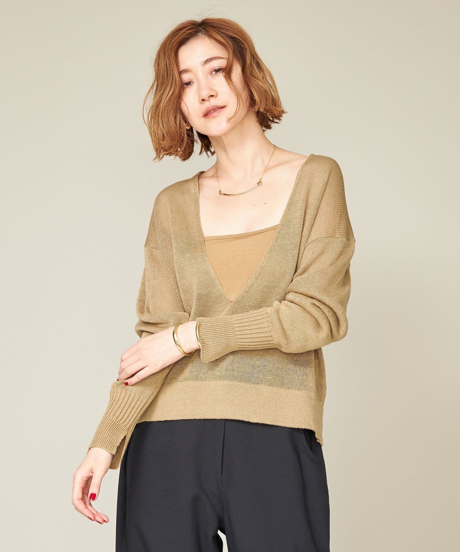 【ユナイテッドアローズ/UNITED ARROWS】のconte ディープVネック プルオーバーニット インテリア・キッズ・メンズ・レディースファッション・服の通販 founy(ファニー) 　ファッション　Fashion　レディースファッション　Fashion for Women　トップス・カットソー　Cut & Sew Tops　ニット　Knit Tops & Sweaters　カジュアルプルオーバー・ニットトップス　Pullovers & Knit Tops / Casual Pullovers　Vネックトップス　V-Neck Tops / V-Cut Neckline Shirts　カーディガン　Cardigan, Knitwear　シルク　Silk, 100% Silk　シンプル　Simple, Minimal　スタイリッシュ　Stylish, Fashionable　BEIGE|ID: prp329100004573774 ipo3291000000033345549