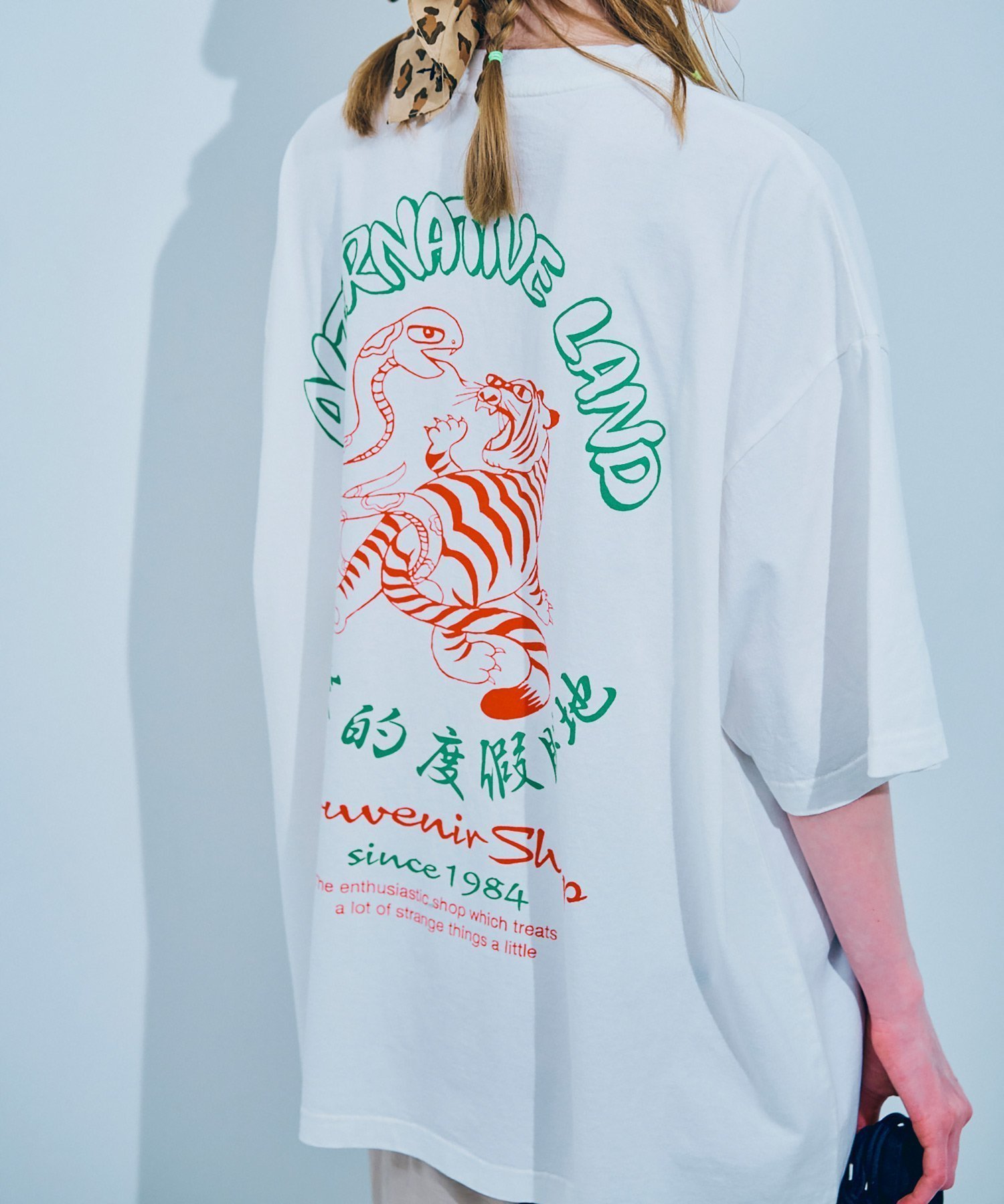 【アールエヌエー/RNA】のM2503 ヘビトラBIG T インテリア・キッズ・メンズ・レディースファッション・服の通販 founy(ファニー) 　ファッション　Fashion　レディースファッション　WOMEN　イエロー　Yellow　グラフィック　Graphic　コレクション　Collection　フロント　Front　ホワイト|ID: prp329100004574145 ipo3291000000032379991